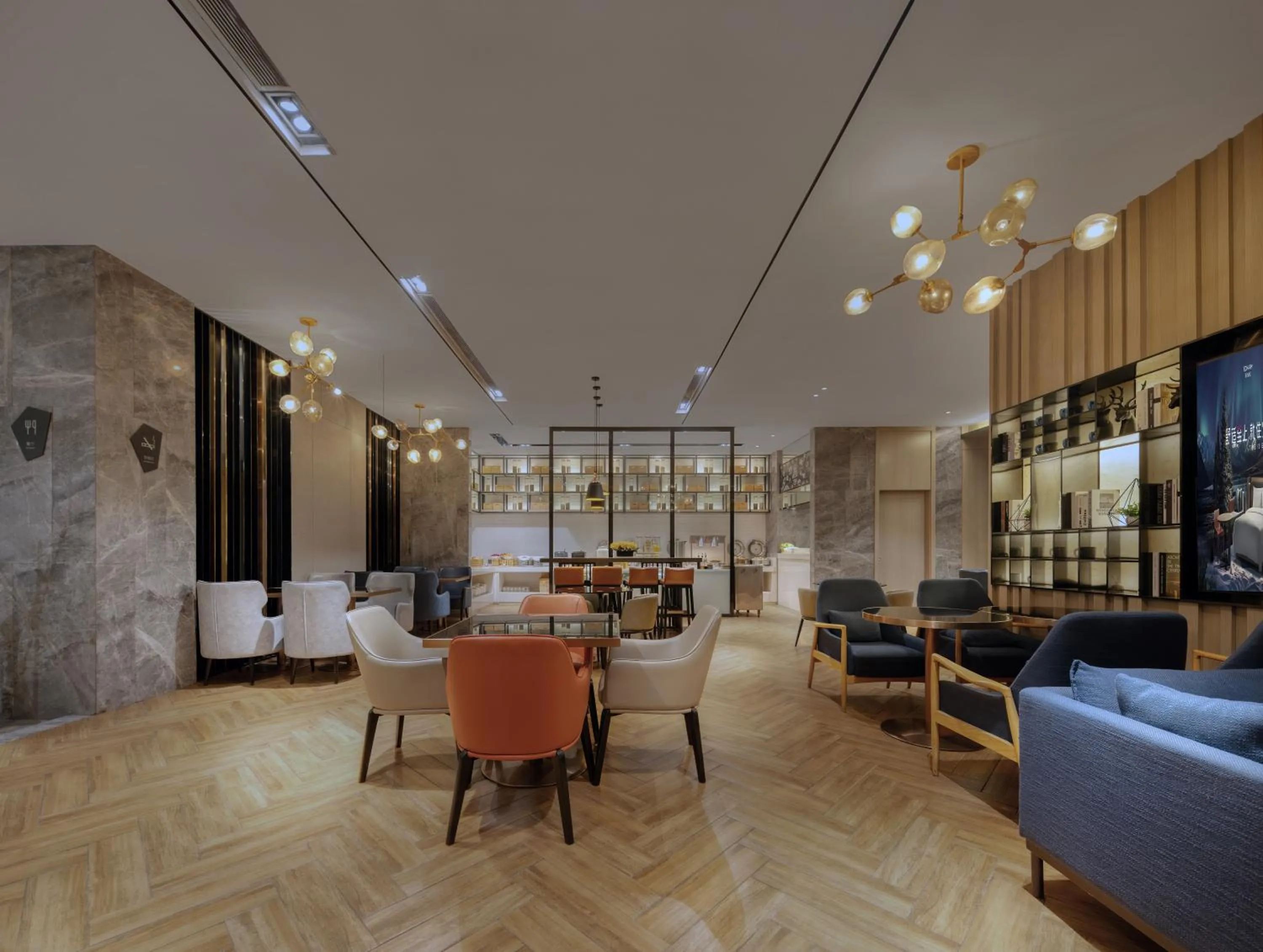 Restaurant/places to eat in Echarm International Hotel Pazhou Convention and Exhibition Center Nanzhou Metro Station Branch - Free Shuttle Bus to Canton Fair Complex During Canton Fair Period