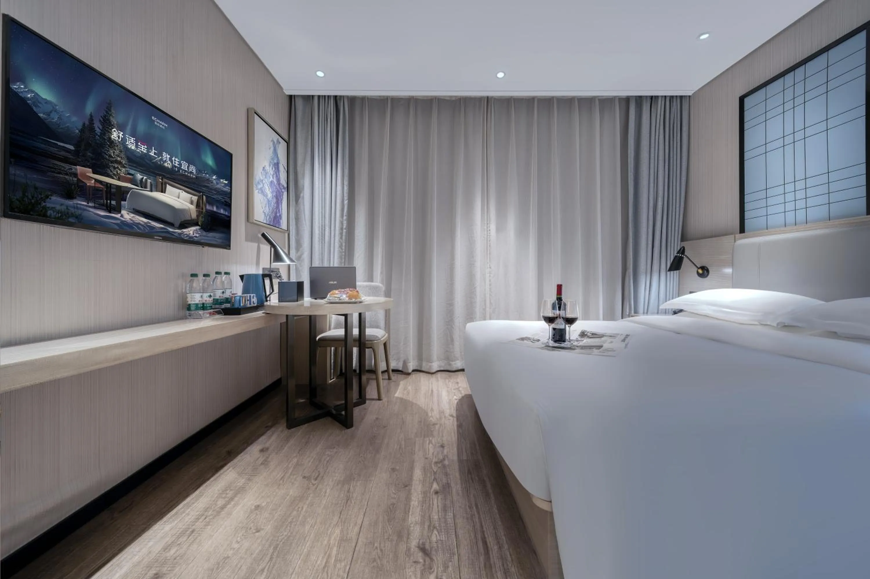 Bed in Echarm International Hotel Pazhou Convention and Exhibition Center Nanzhou Metro Station Branch - Free Shuttle Bus to Canton Fair Complex During Canton Fair Period