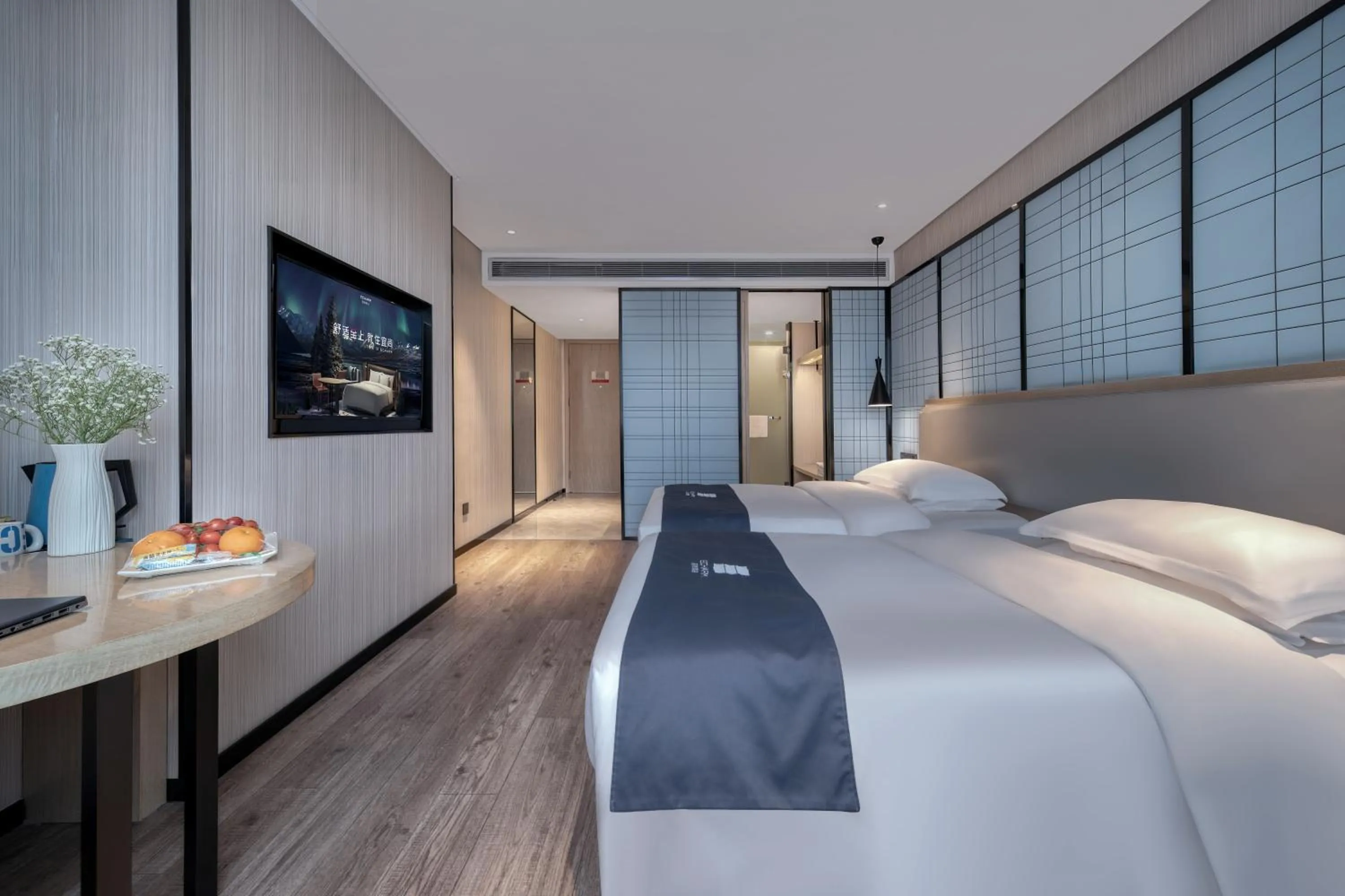 Bed in Echarm International Hotel Pazhou Convention and Exhibition Center Nanzhou Metro Station Branch - Free Shuttle Bus to Canton Fair Complex During Canton Fair Period