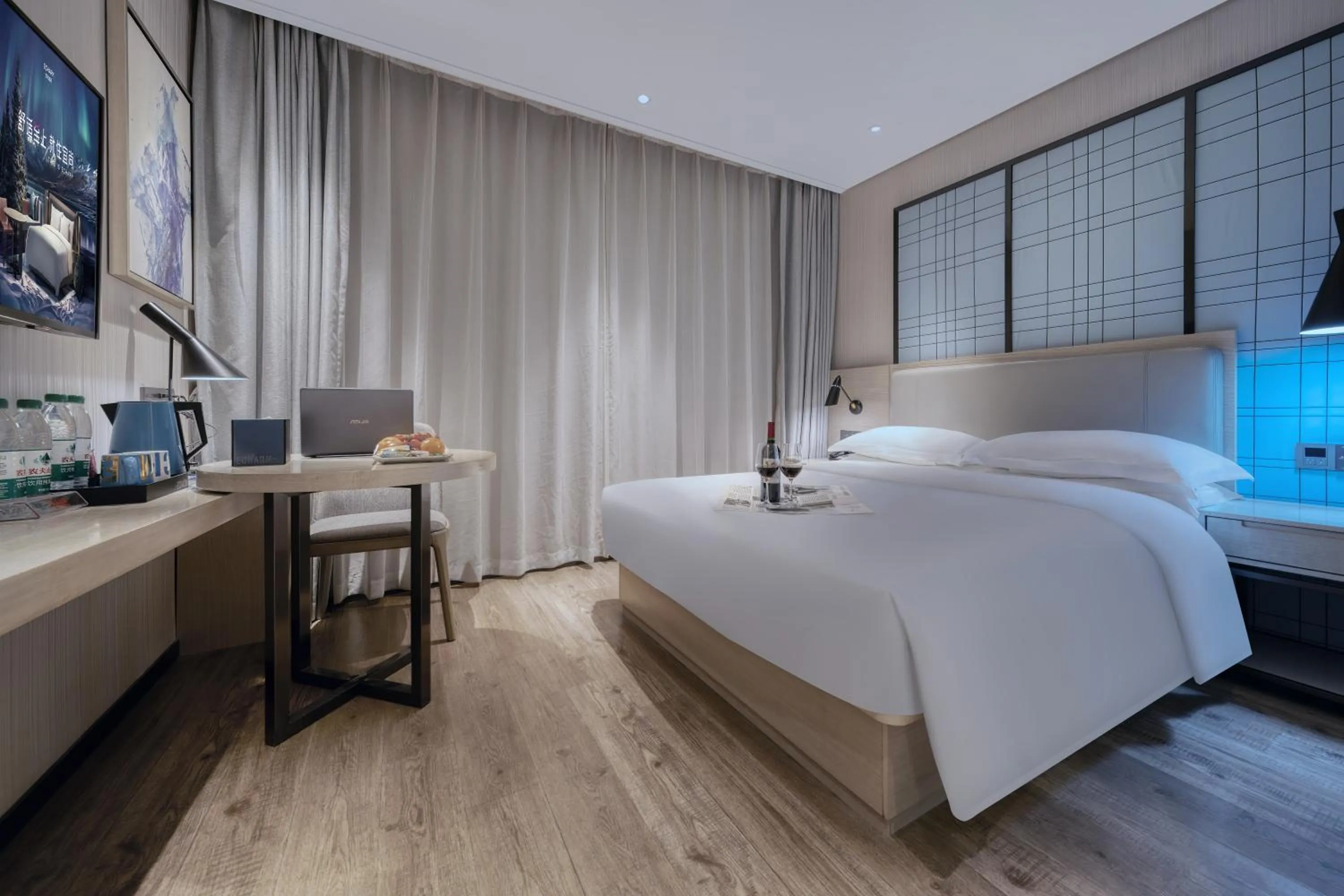 Bed in Echarm International Hotel Pazhou Convention and Exhibition Center Nanzhou Metro Station Branch - Free Shuttle Bus to Canton Fair Complex During Canton Fair Period