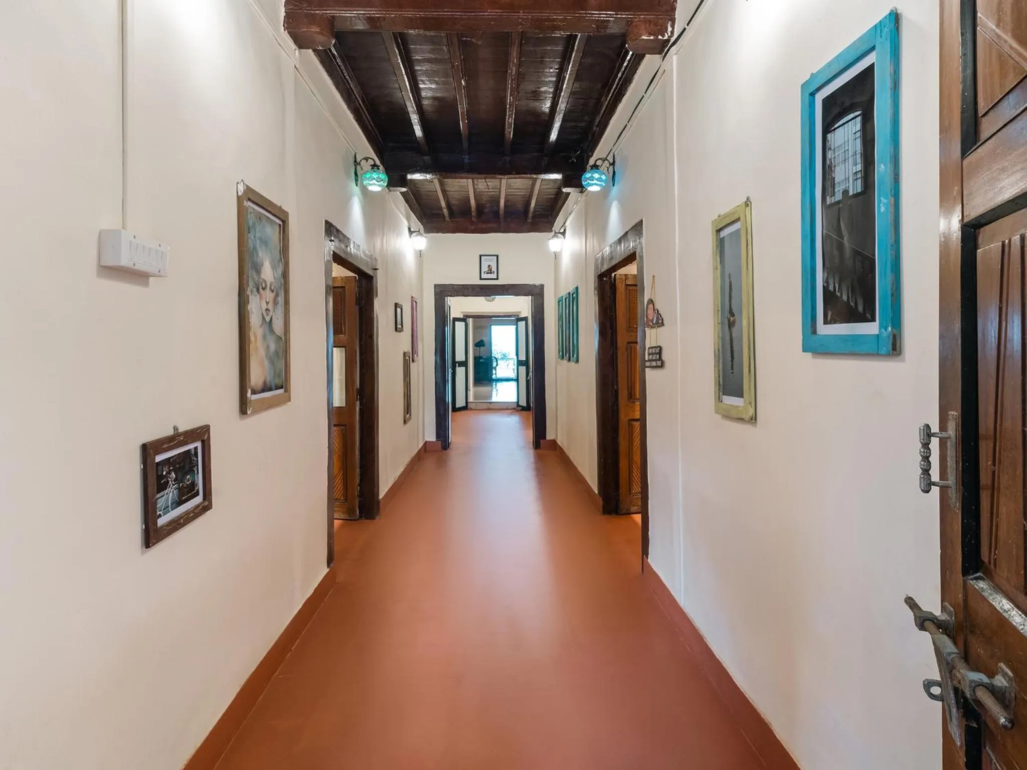 Lobby or reception in Moustache Daman