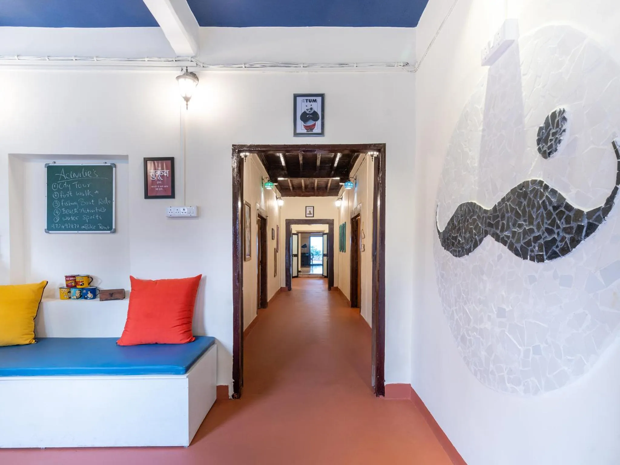 Facade/entrance in Moustache Daman