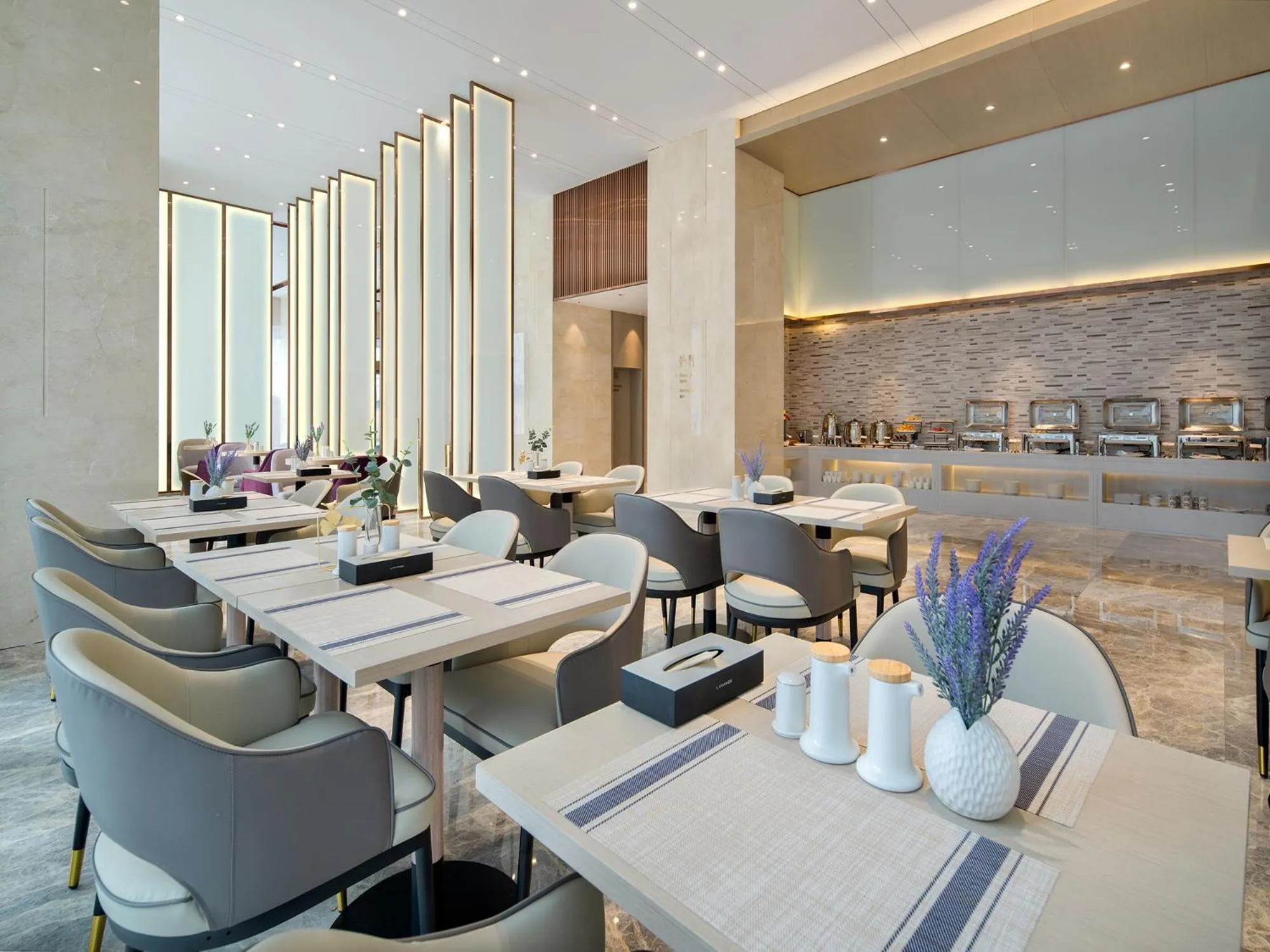Restaurant/places to eat in Lavande Hotel Credit Building of Gaocheng District, Shijiazhuang City