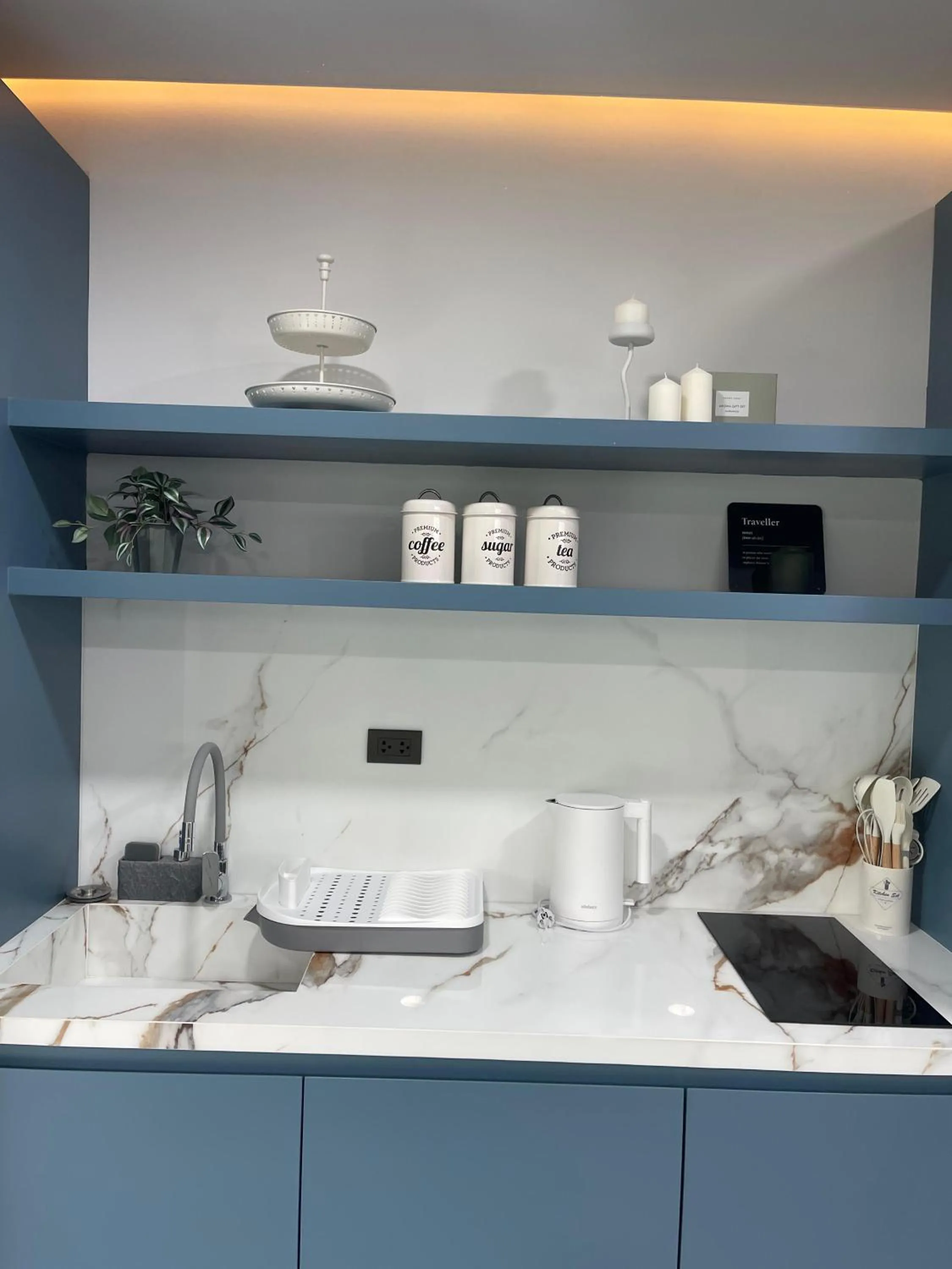 kitchen in Beachside Residence
