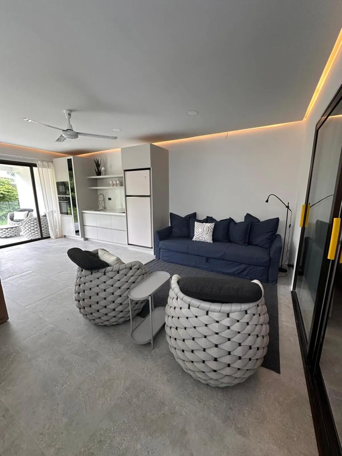 Living room in Beachside Residence