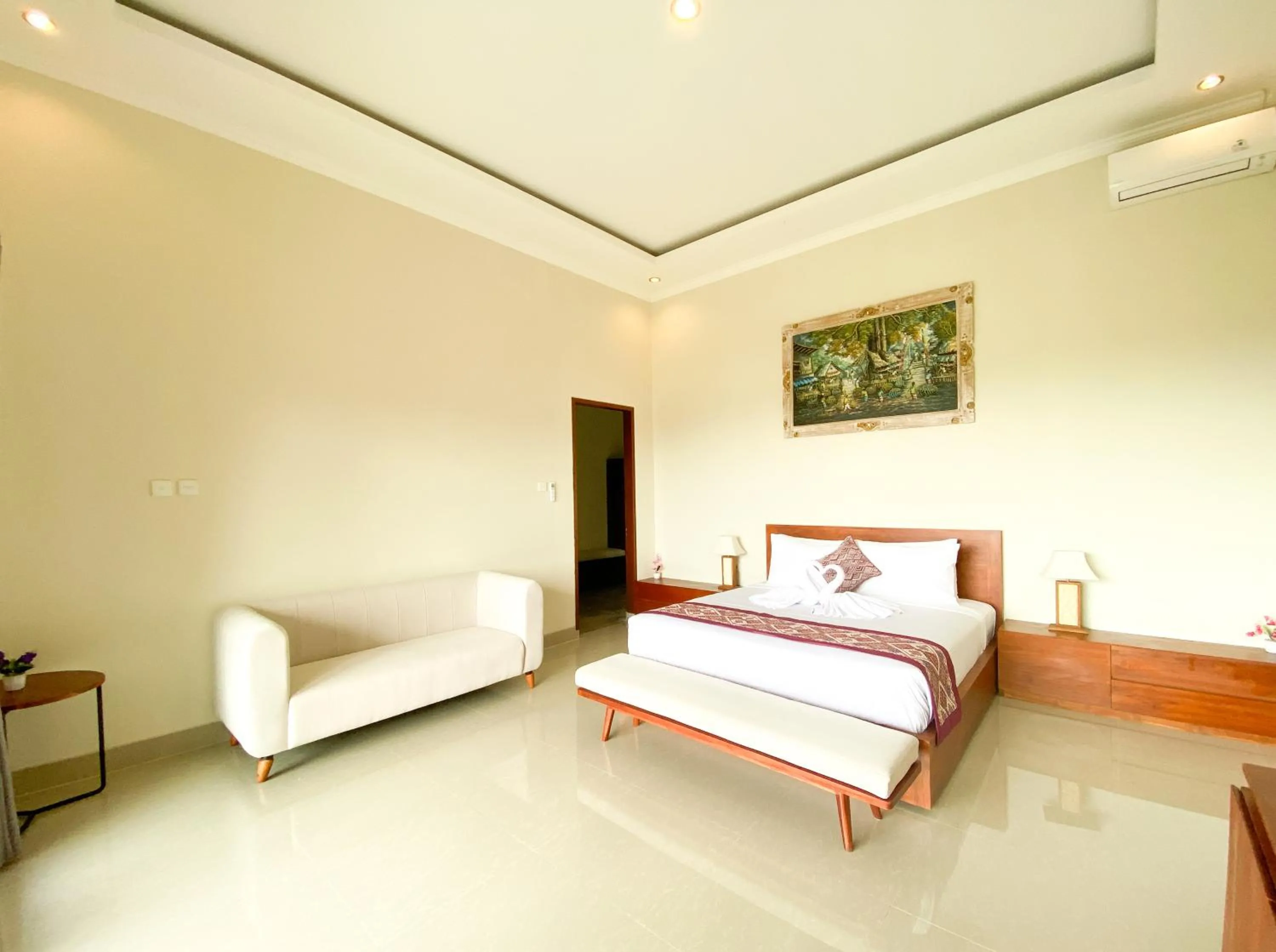 Deluxe King Room in Oemah Surya Ubud