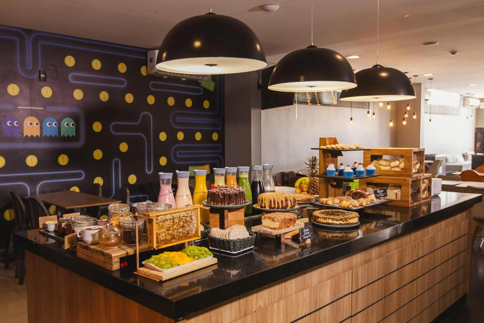 Restaurant/places to eat in Hotel Euro Suite São Jose do Rio Preto by Nacional Inn