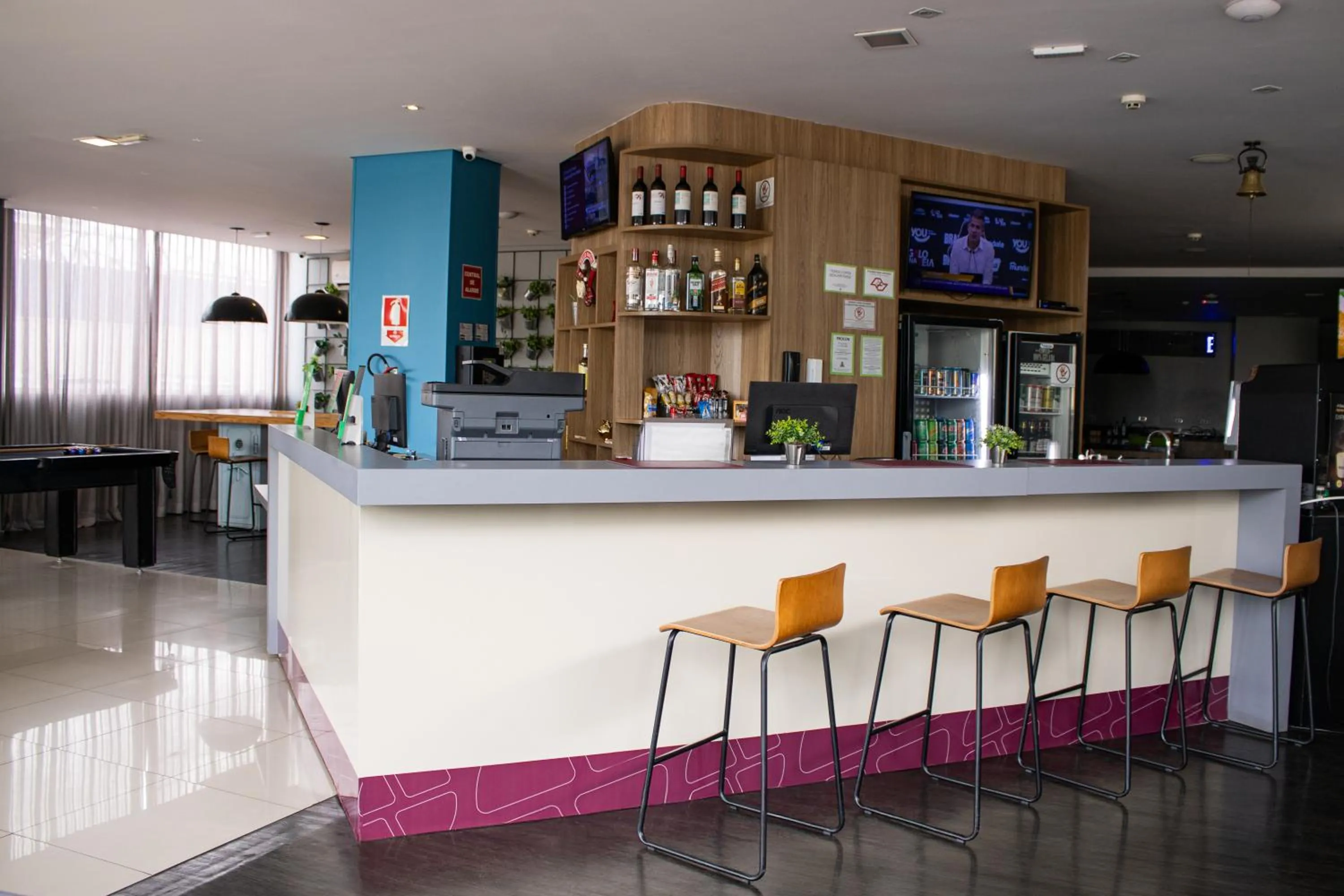 Lobby or reception in Hotel Euro Suite São Jose do Rio Preto by Nacional Inn