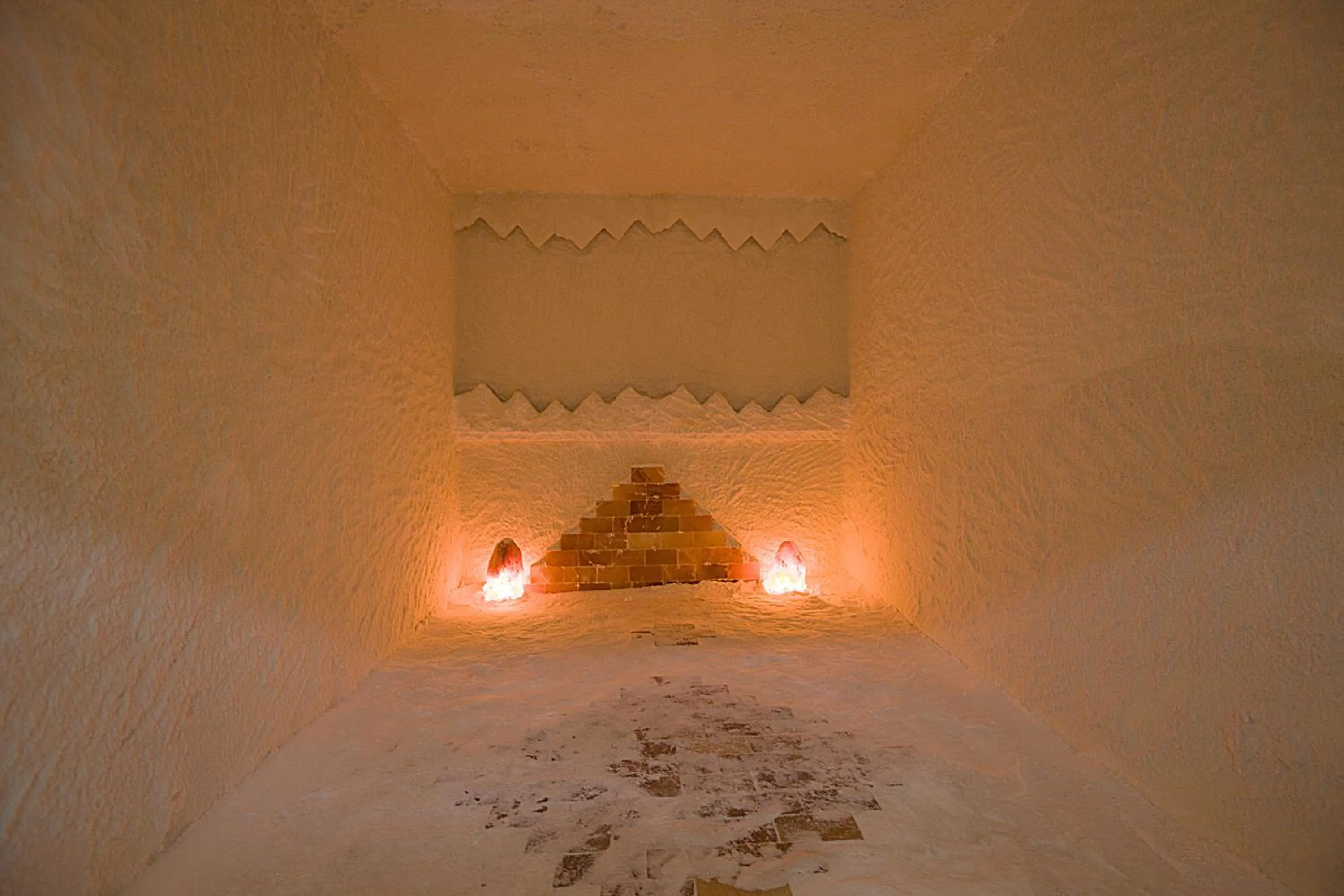 Spa and wellness centre/facilities, Bed in Mitannia Regency Hotel