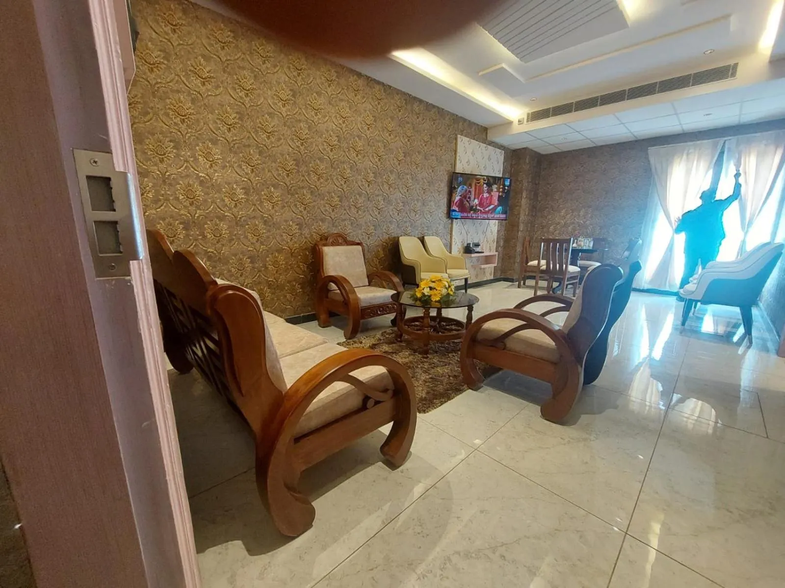 Living room in Hotel Yathin