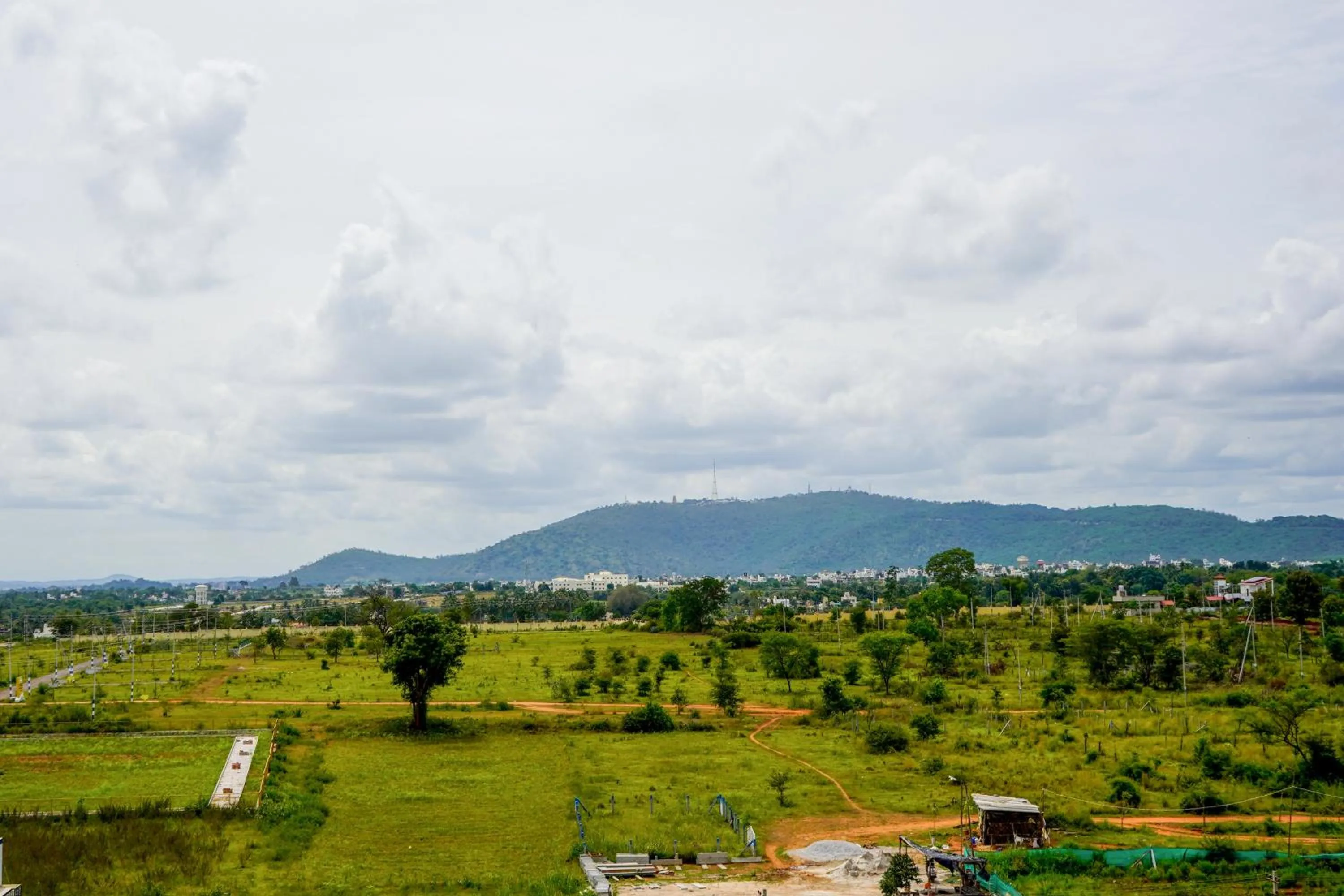Mountain view in Hotel Yathin