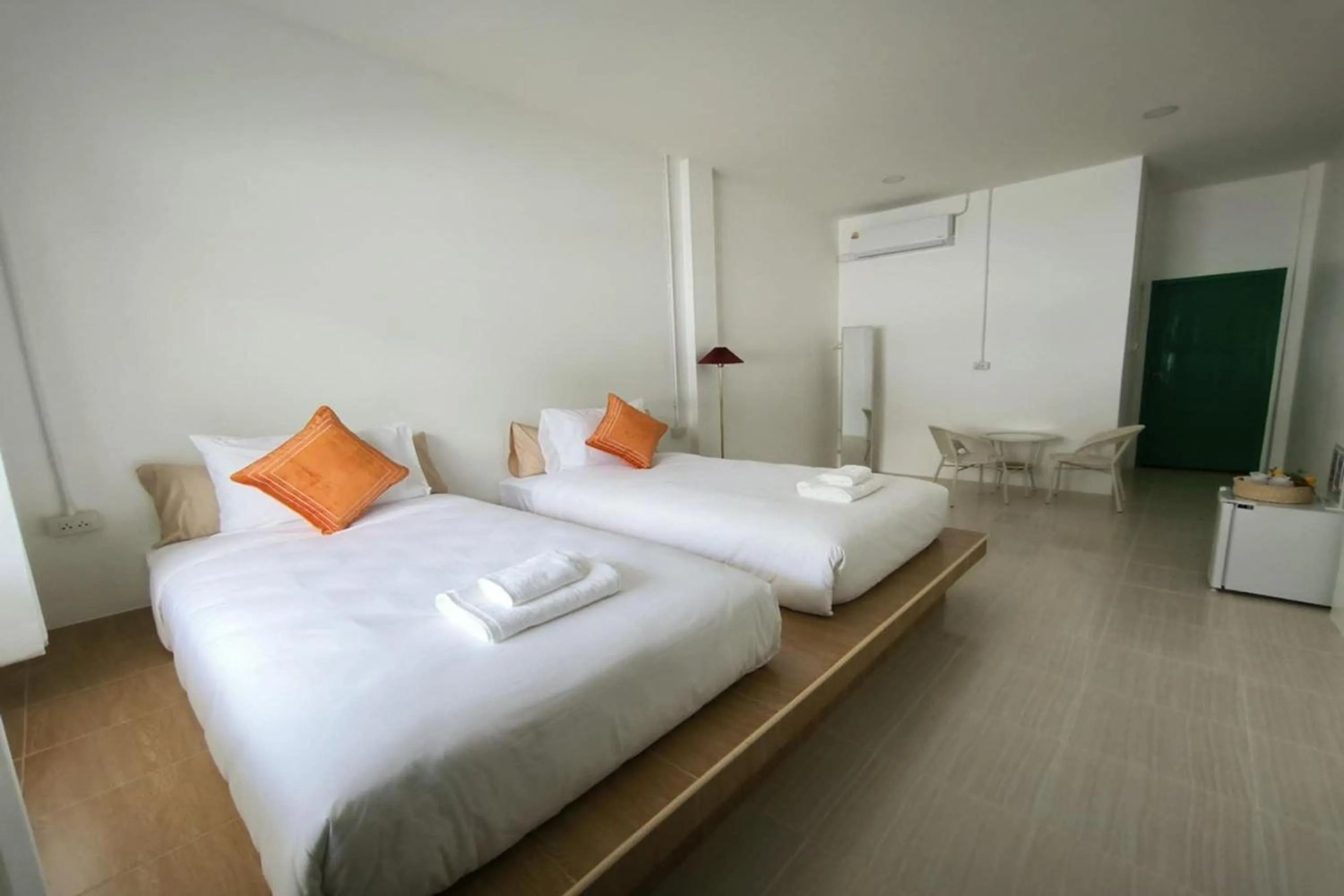 Bedroom, Bed in Ban Ye