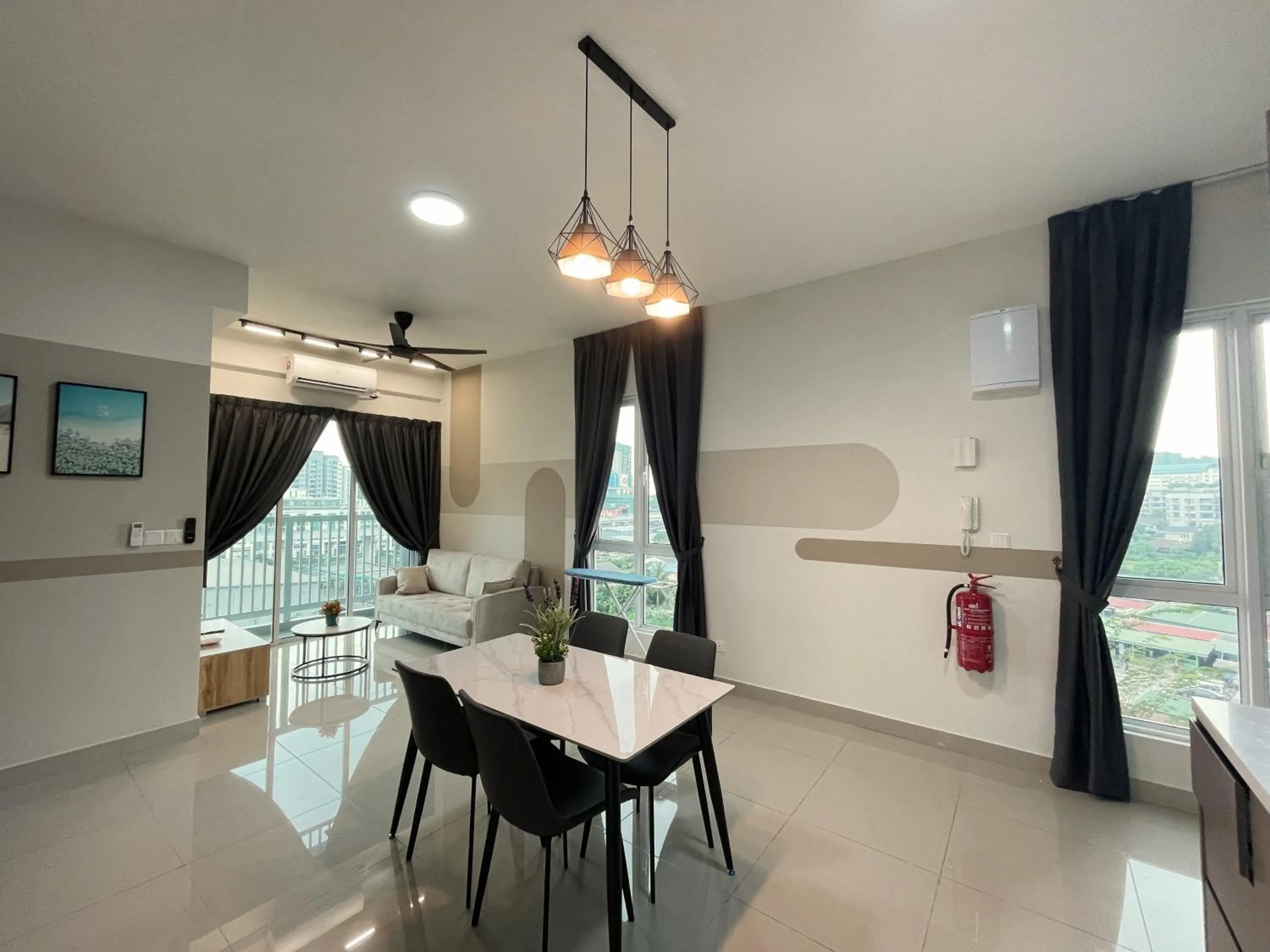 TV and multimedia in 121 Residences by The Homez Near One Utama, Starling Mall, Atria