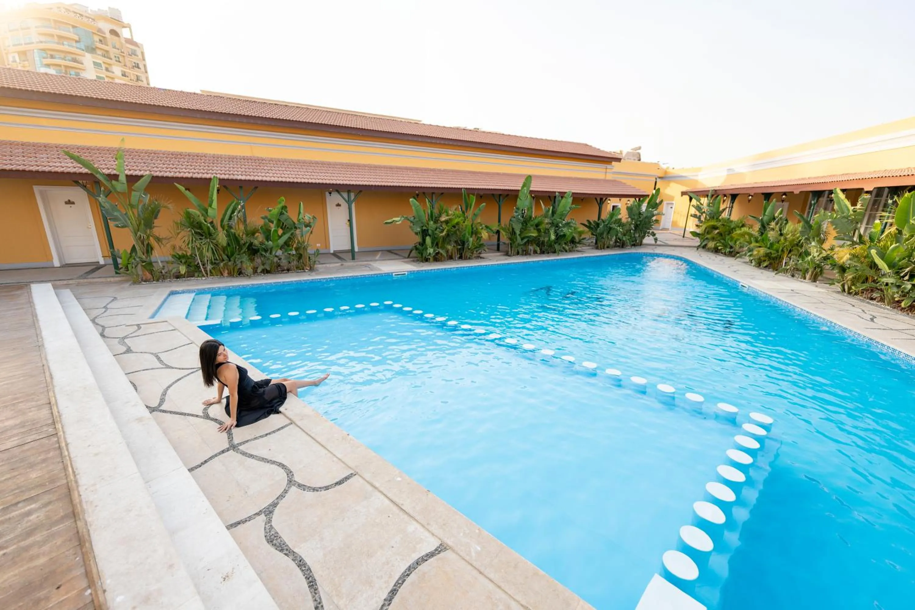 Day in Maison Maxim De Lesseps