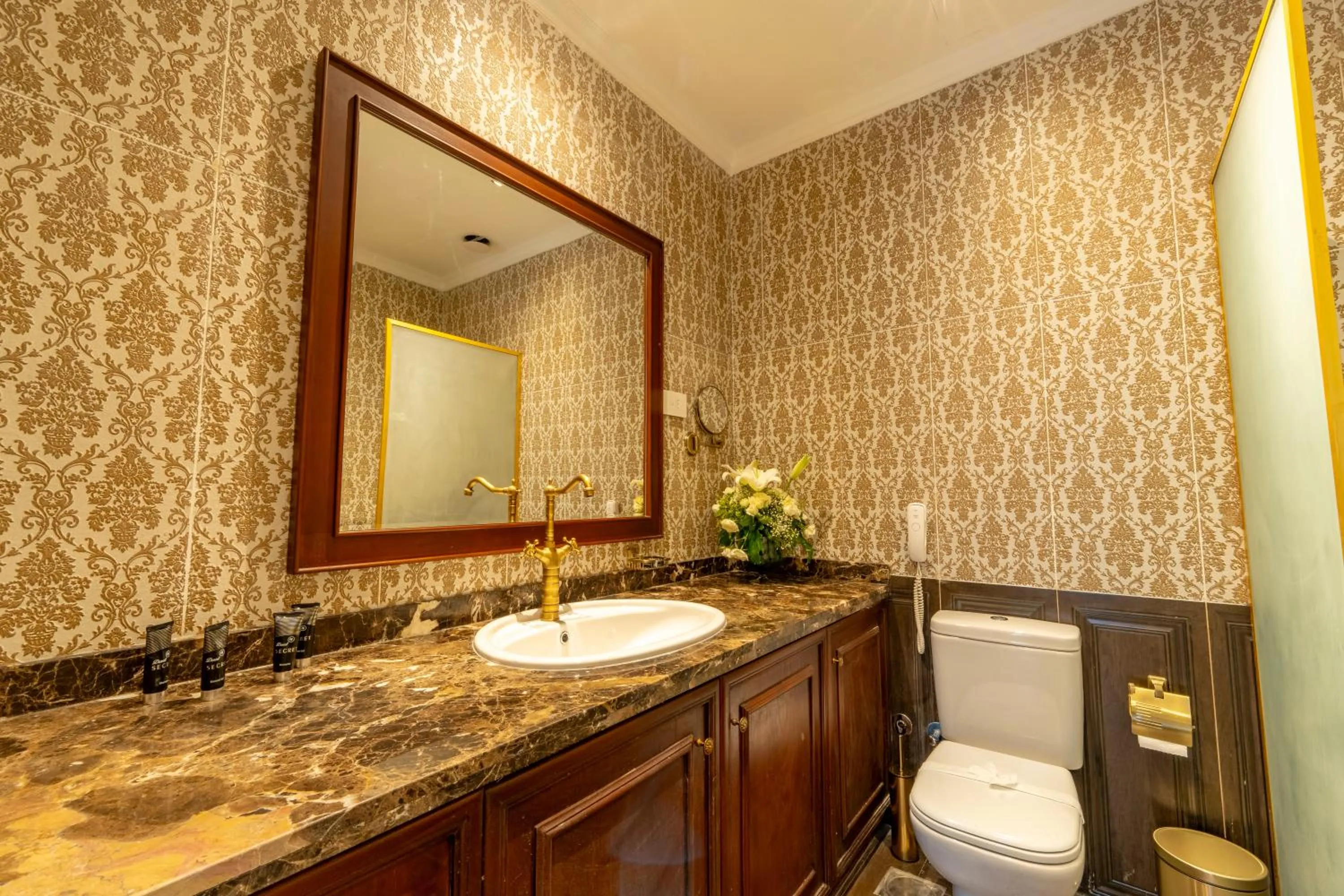 Bathroom in Maison Maxim De Lesseps