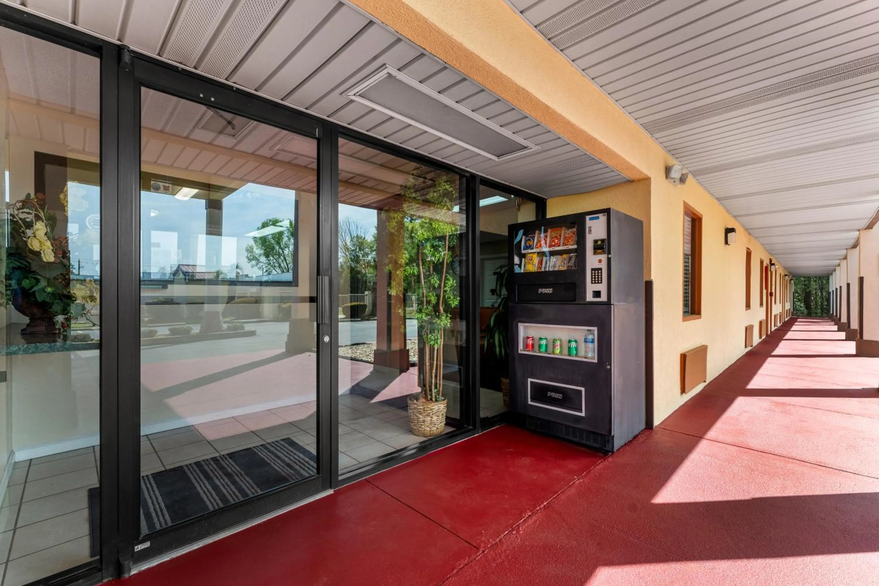 vending machine in Americas Best Value Inn-Montezuma
