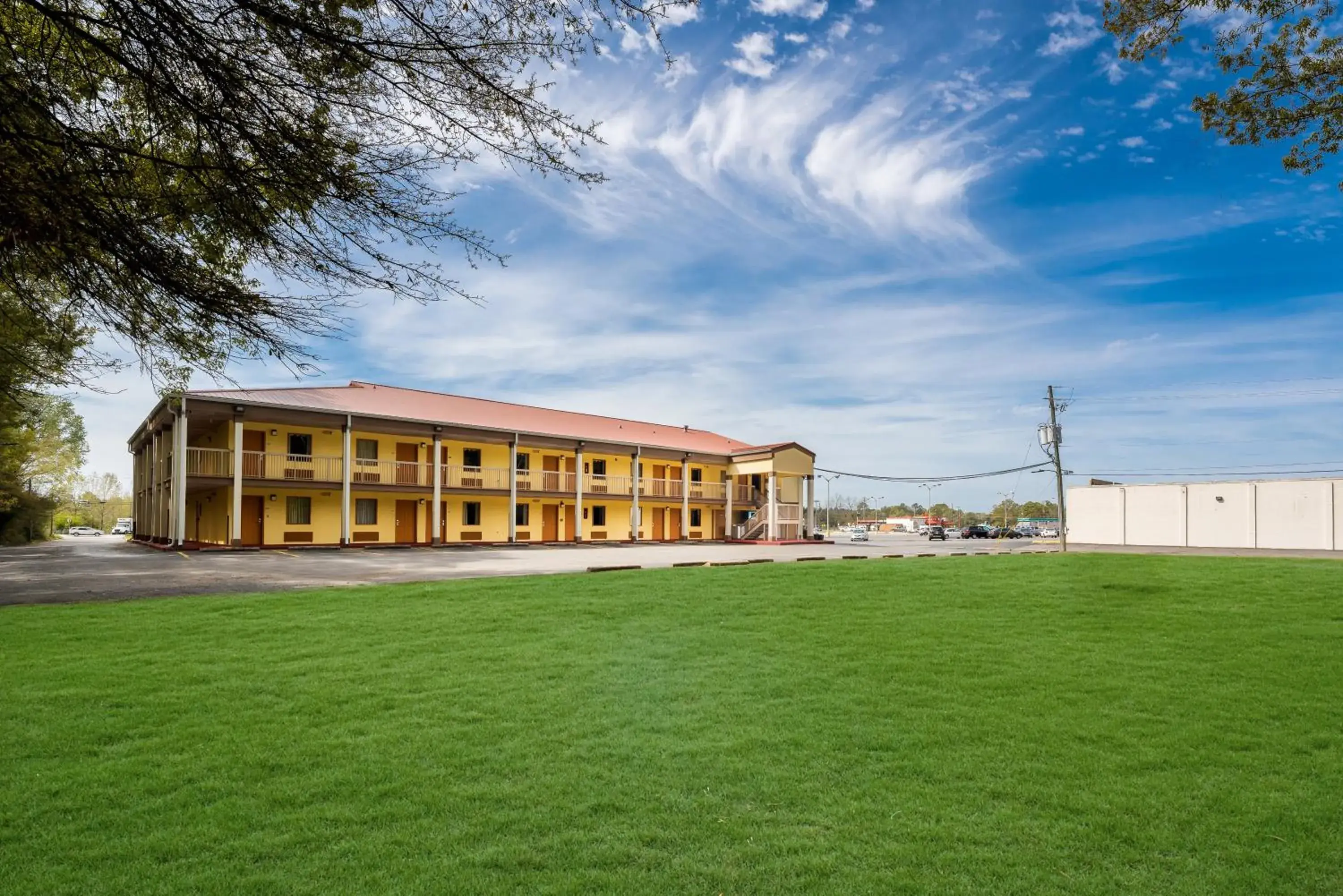 Property building in Americas Best Value Inn-Montezuma Property building in Americas Best Value Inn-Montezuma