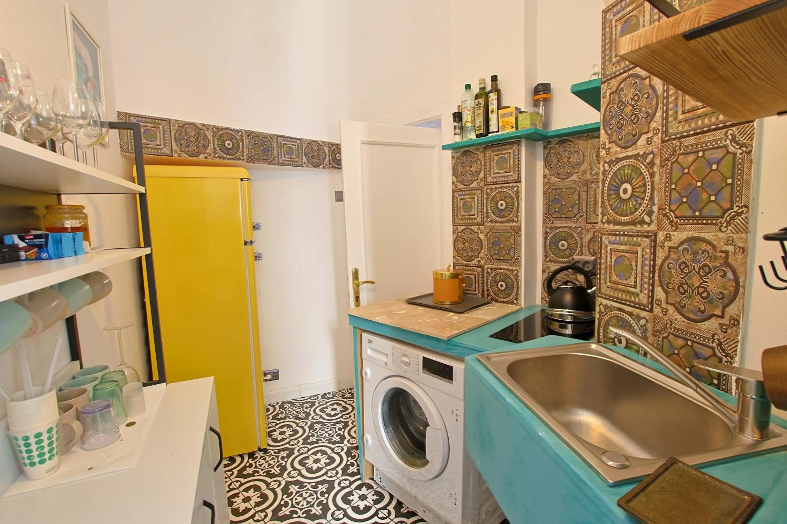 Kitchen or kitchenette in Art Boutique Residence