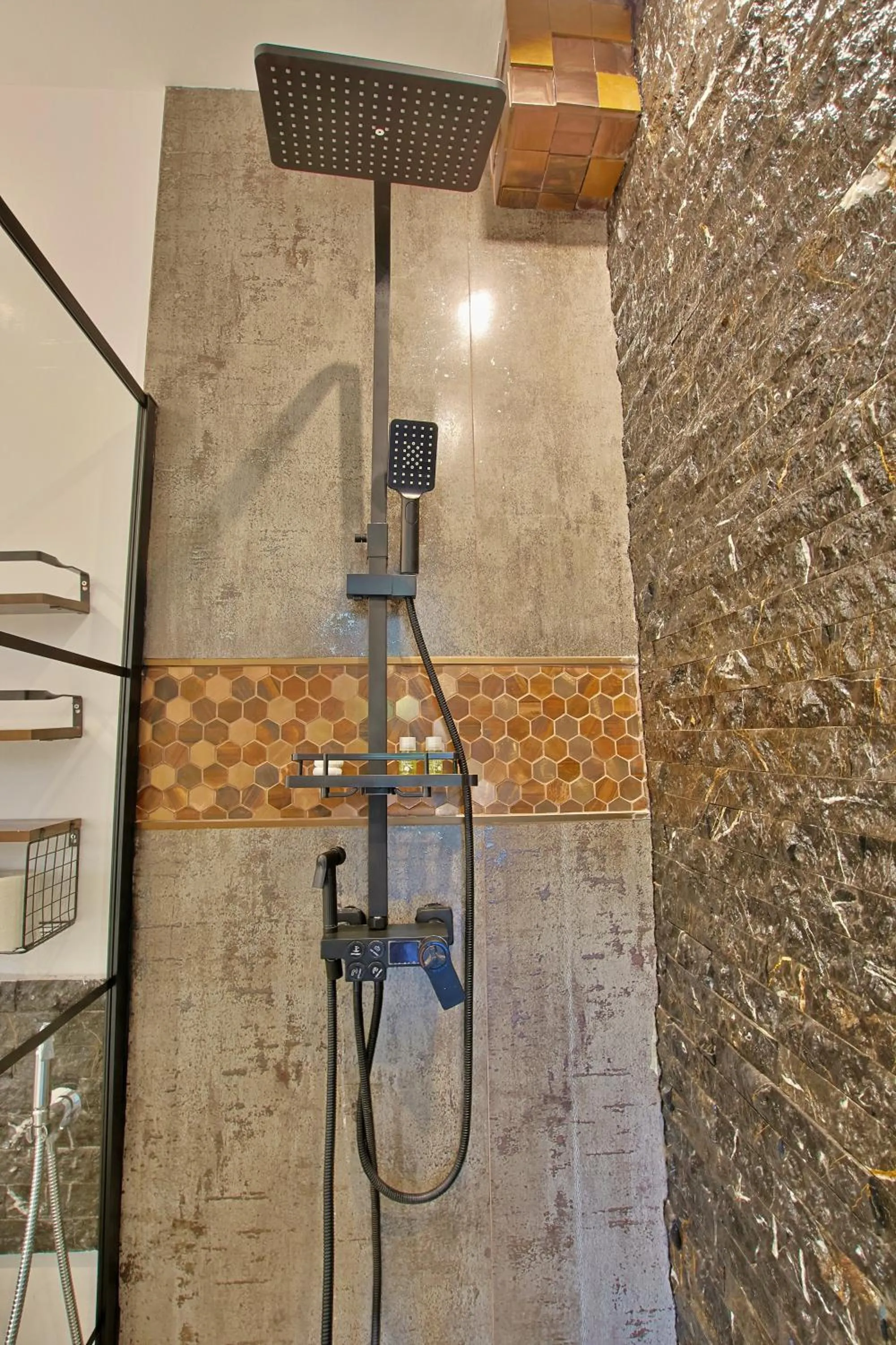 Toilet in Art Boutique Residence