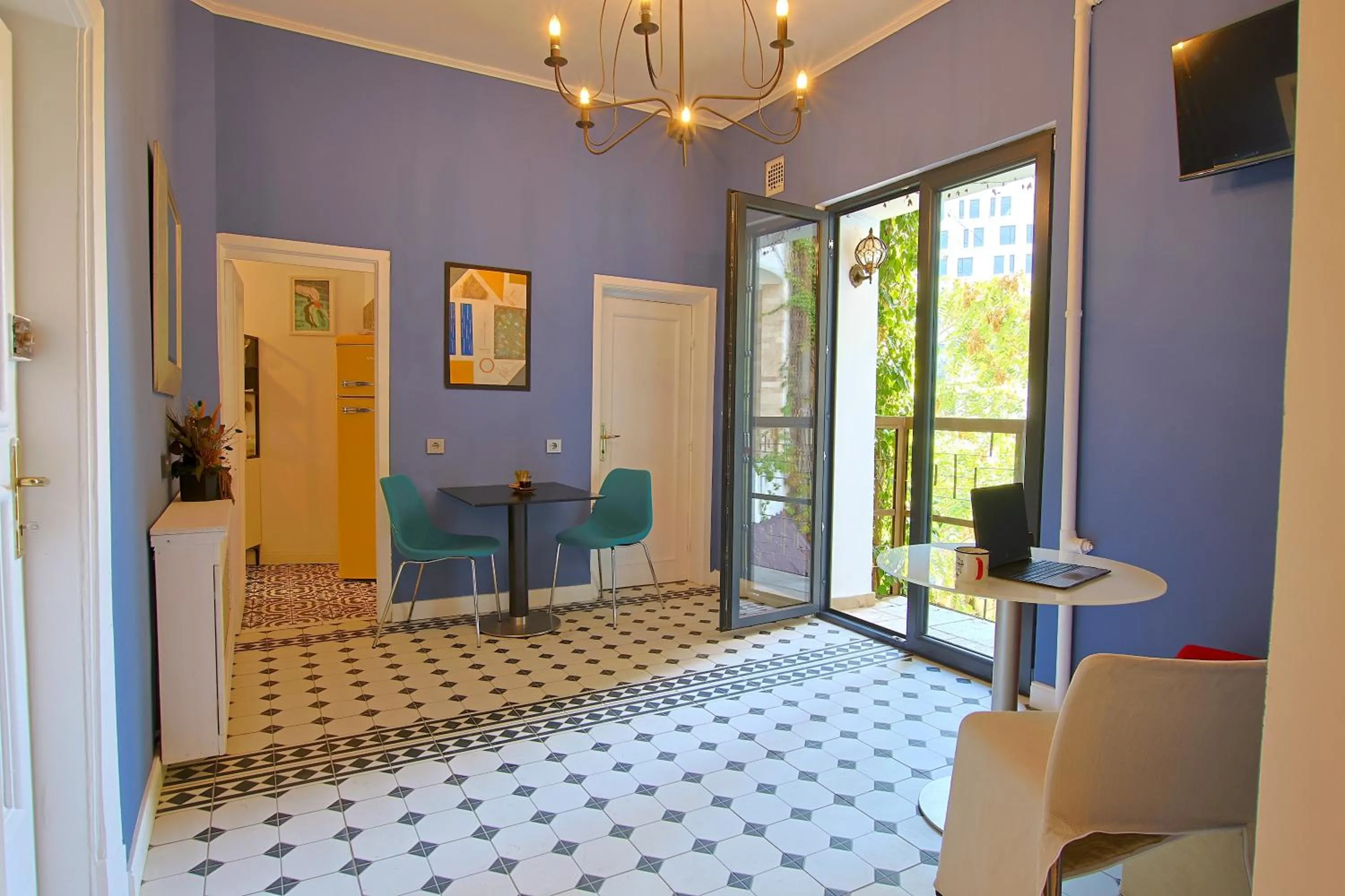 Game Room in Art Boutique Residence