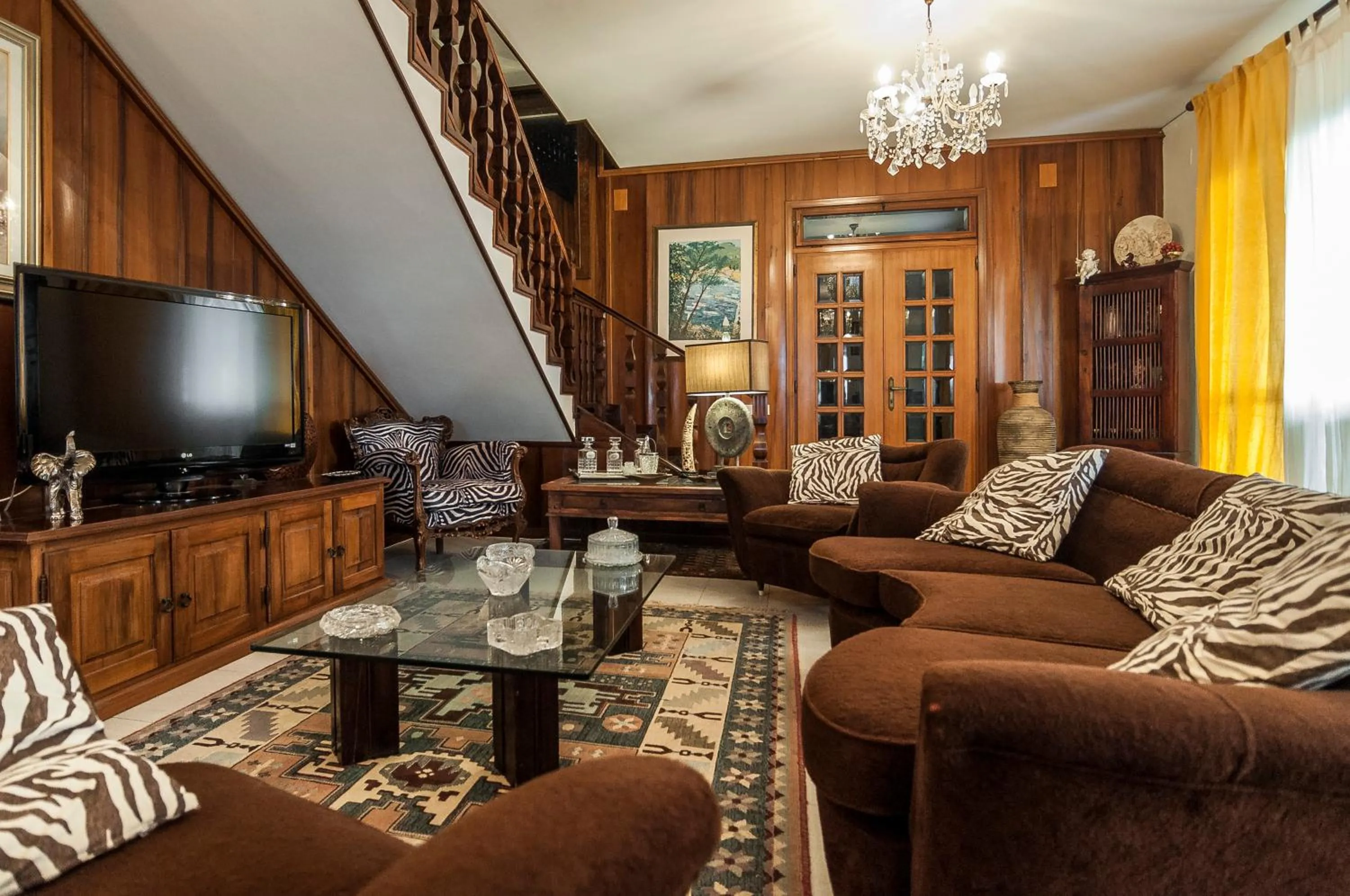 Communal lounge/ TV room in Villa Olga B&B