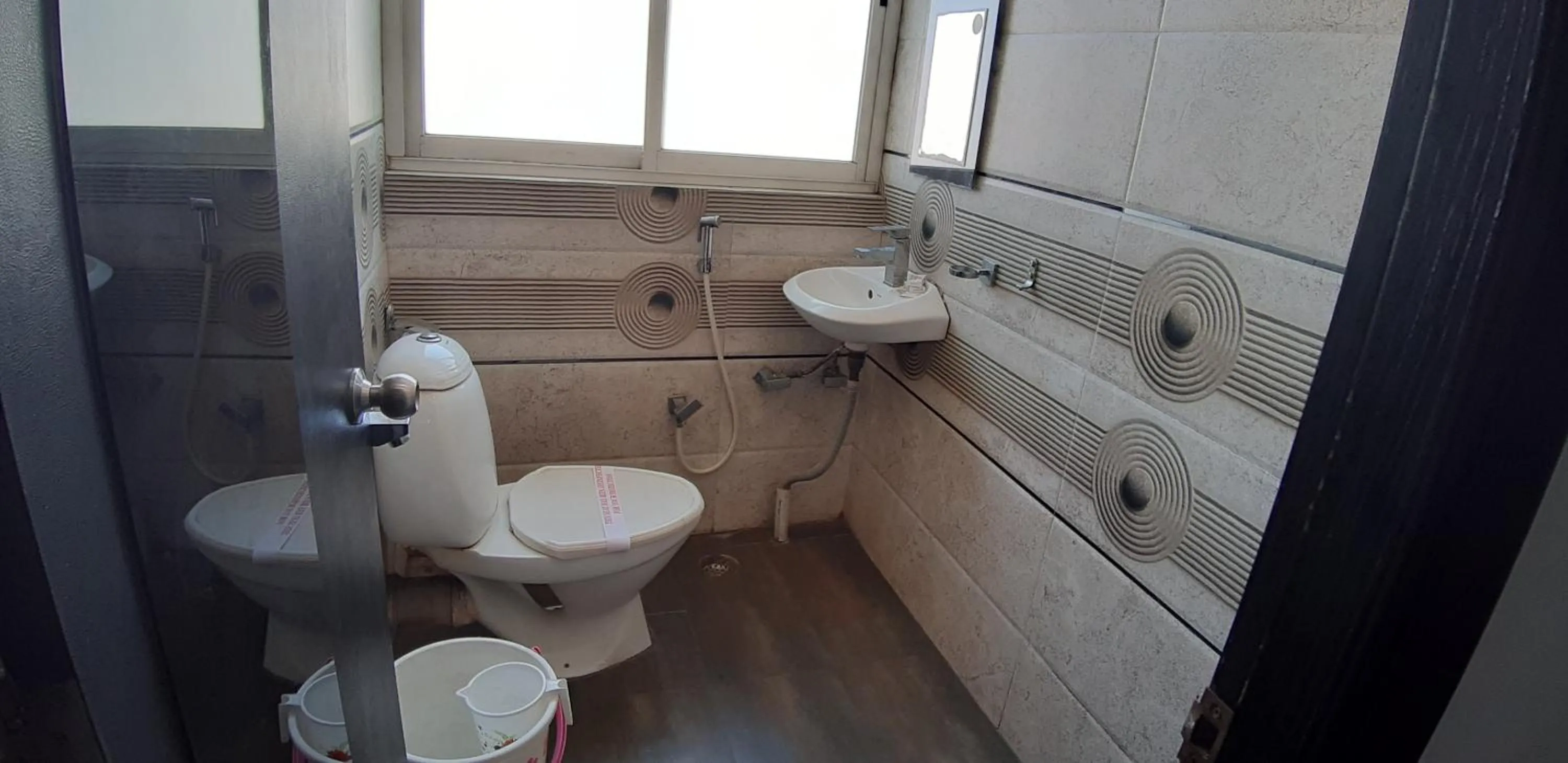 Shower in Hiland Inn The Boutique Hotel