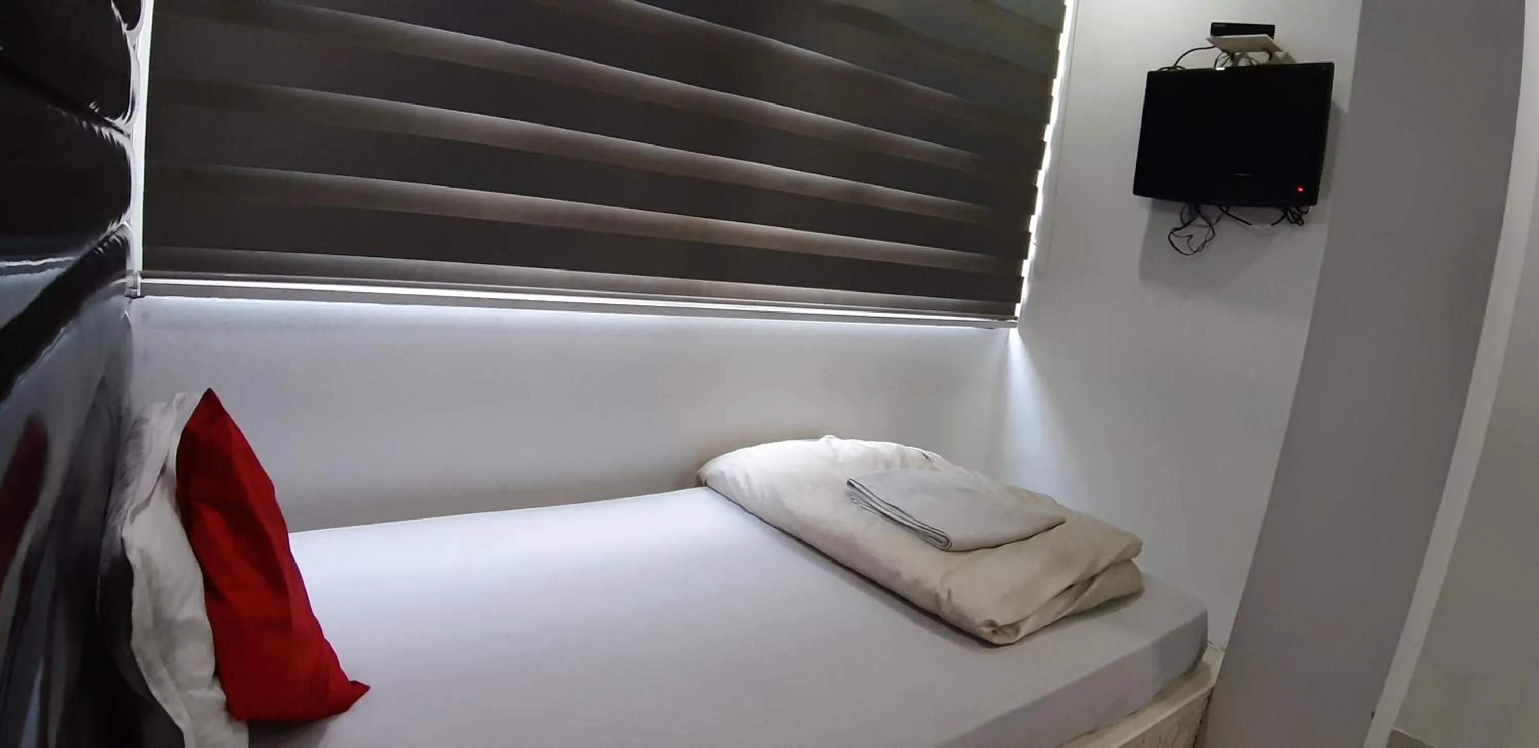 Bedroom, Bed in Hiland Inn The Boutique Hotel