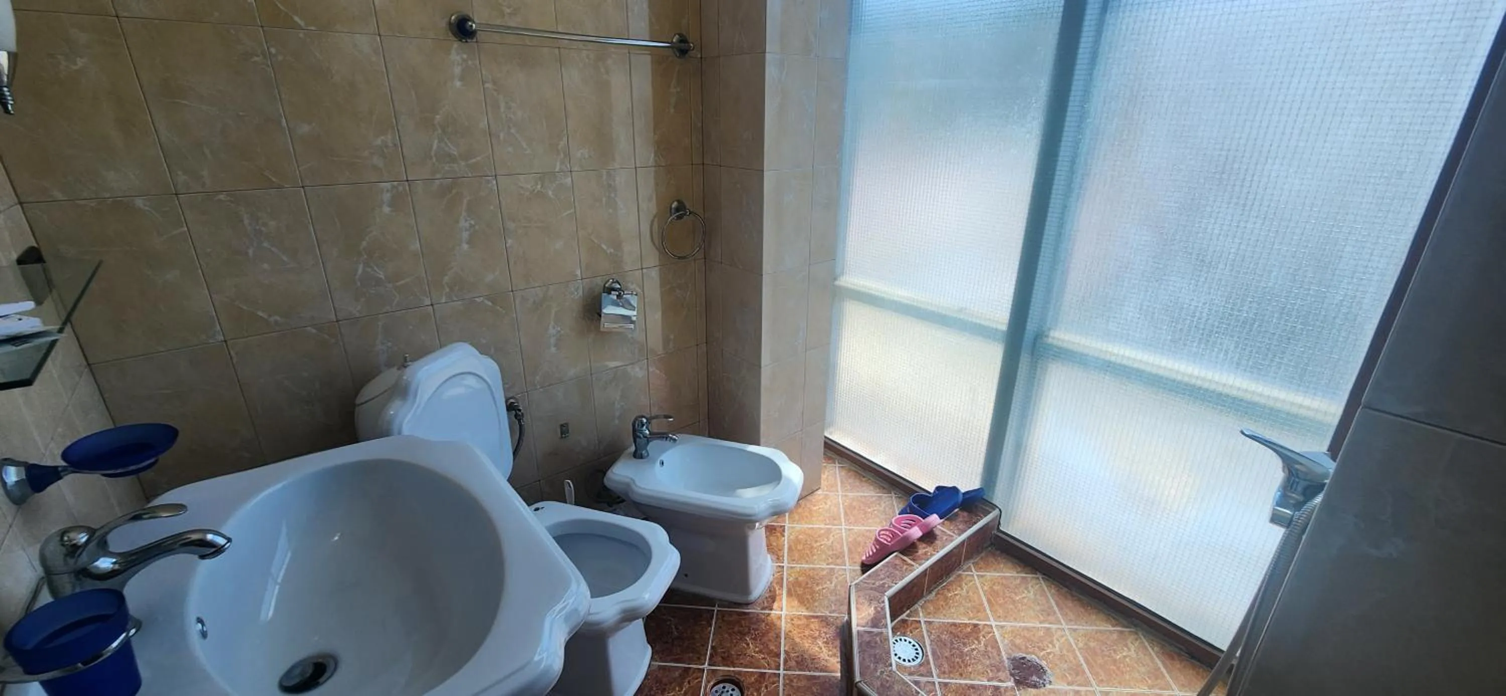 Bathroom in Hotel Vlora