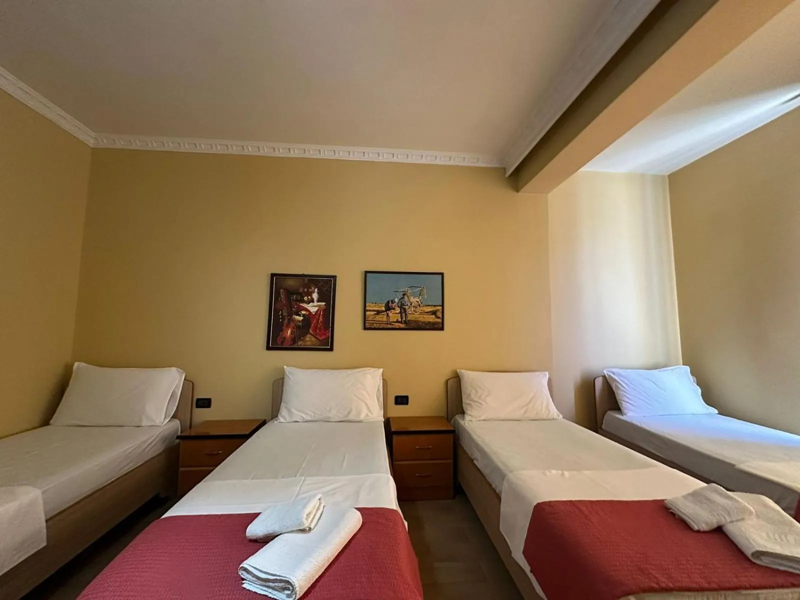 Bedroom, Bed in Hotel Vlora