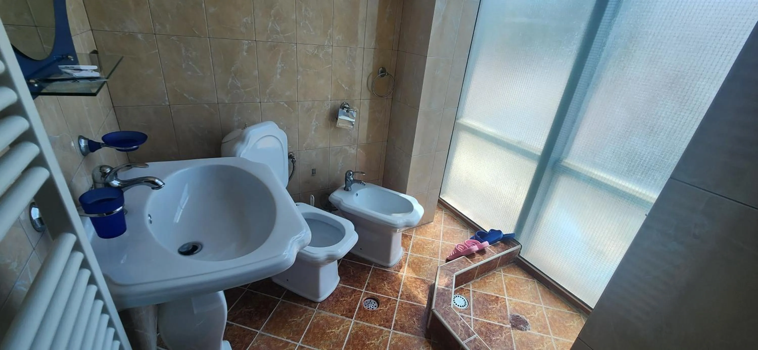 Bathroom in Hotel Vlora