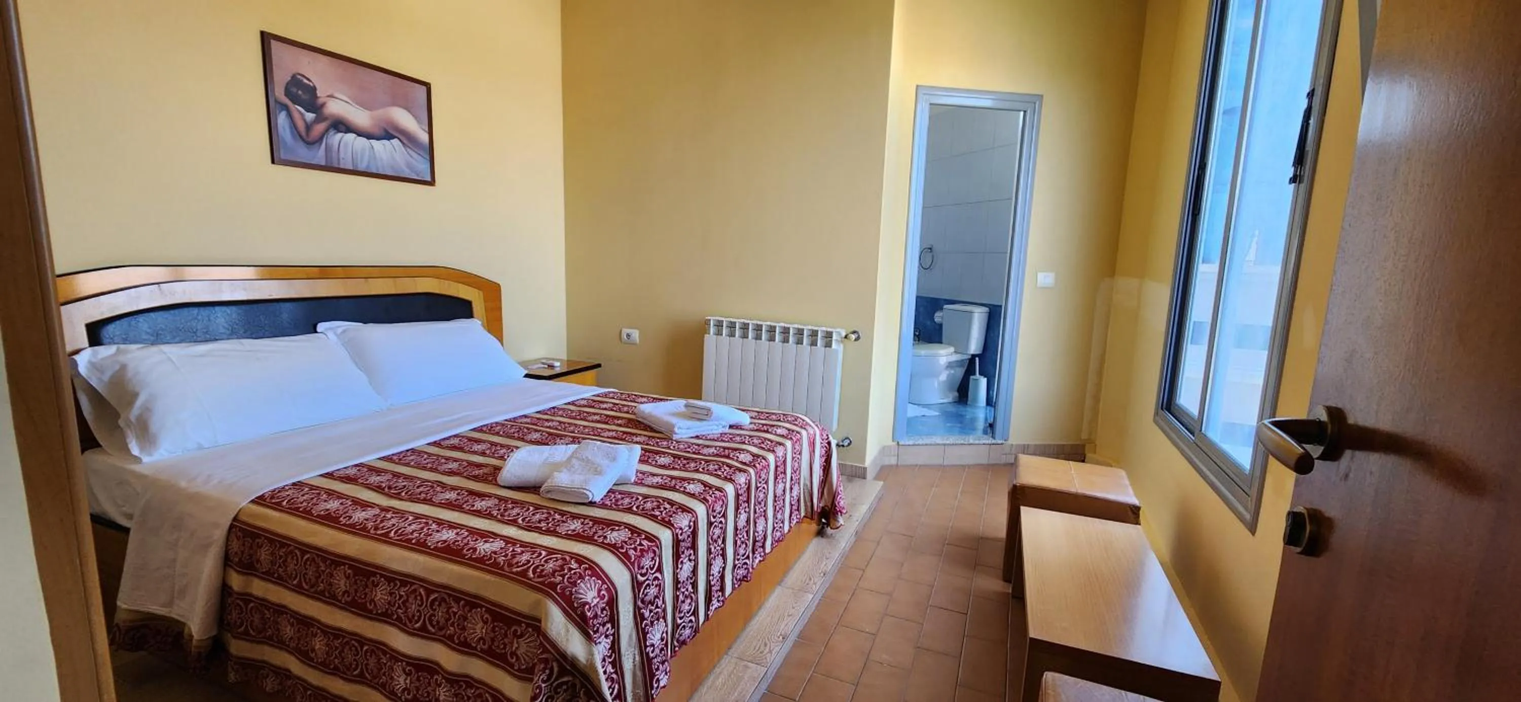 Bed in Hotel Vlora