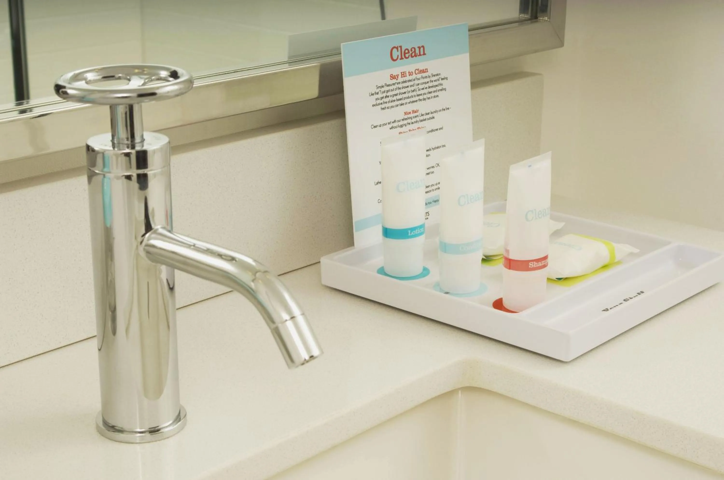 Bathroom in The Crossroads Hotel - Newburgh