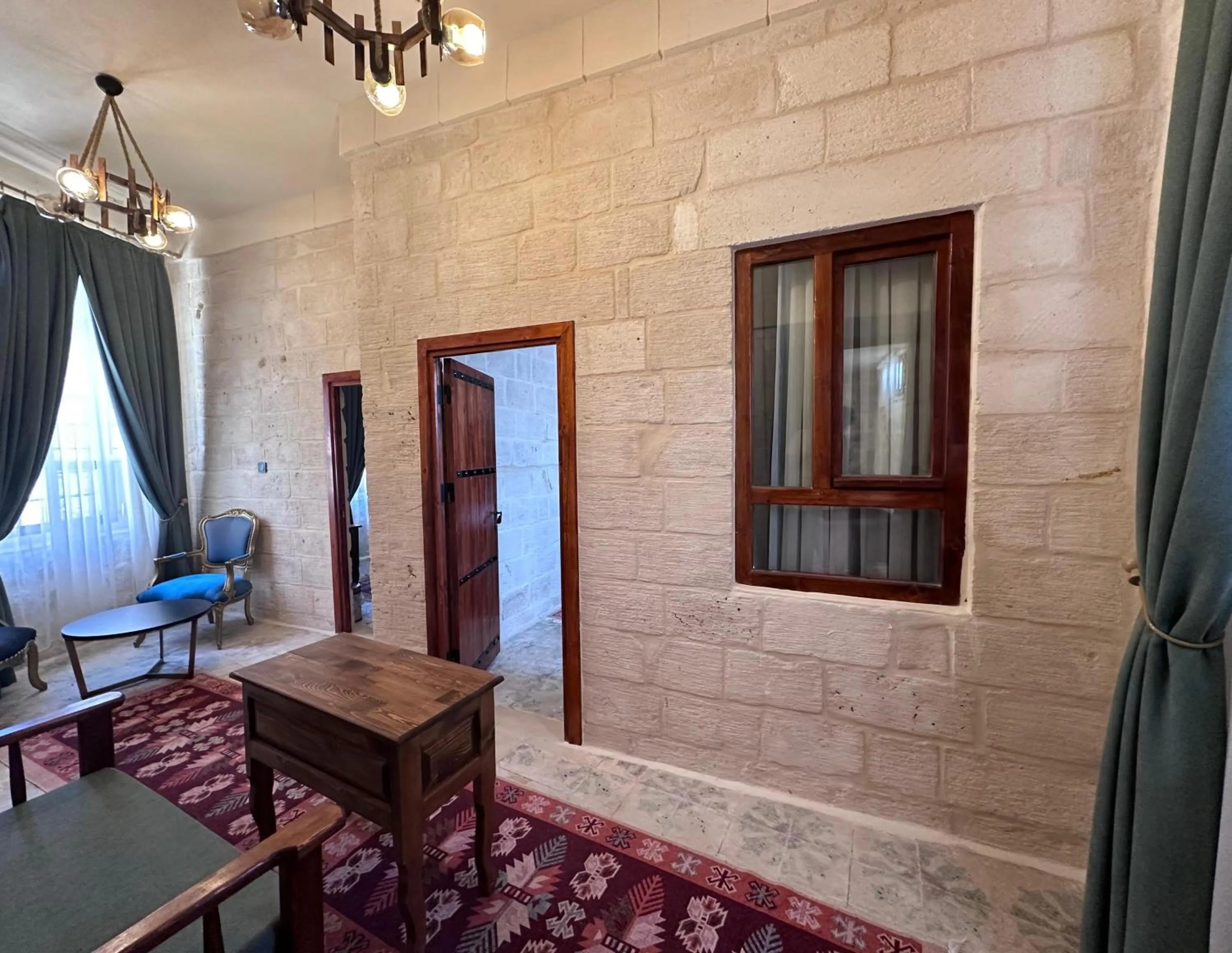 Seating area in Aryan Butik Otel