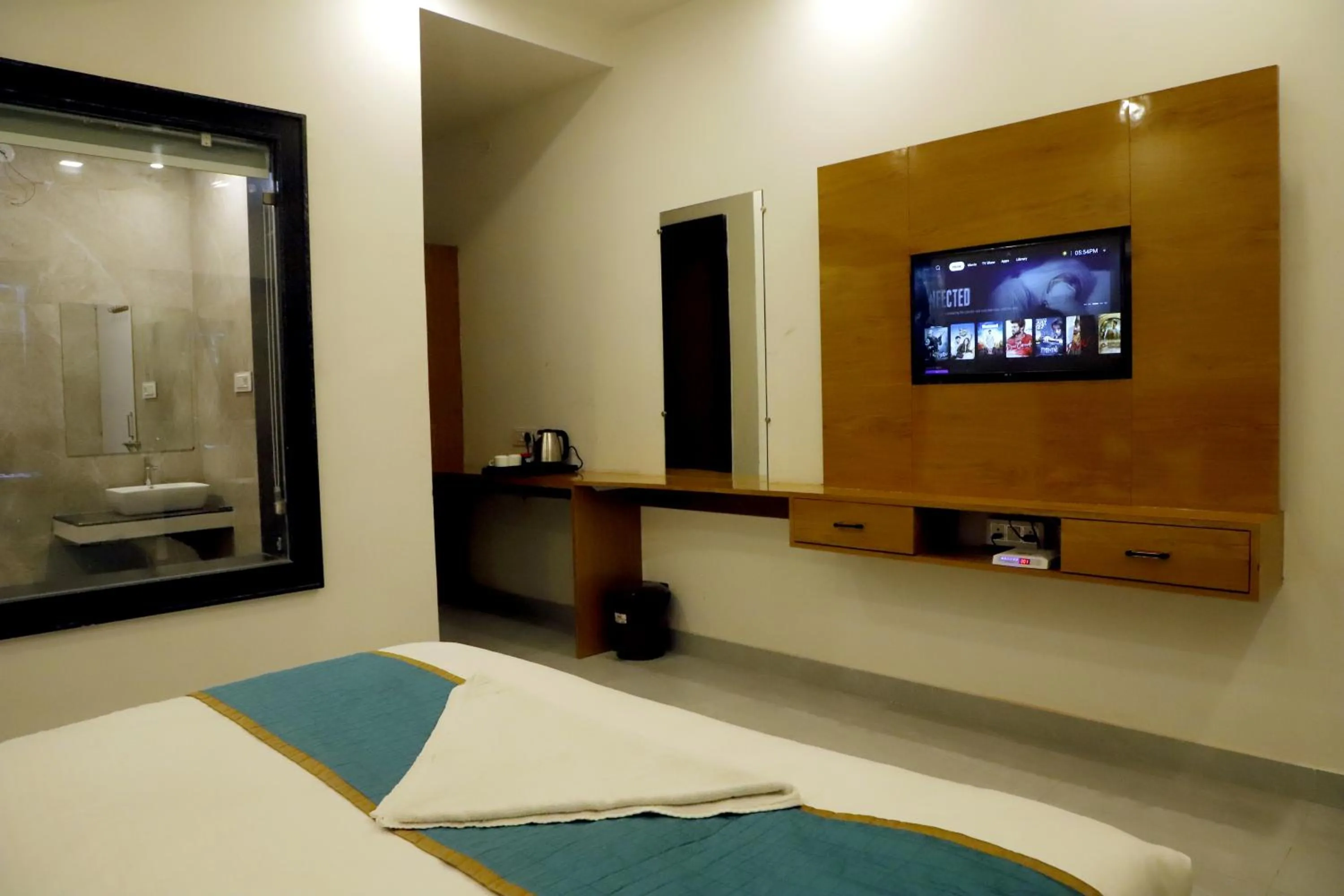 Bed in Kesariya Bagh Resort Pushkar