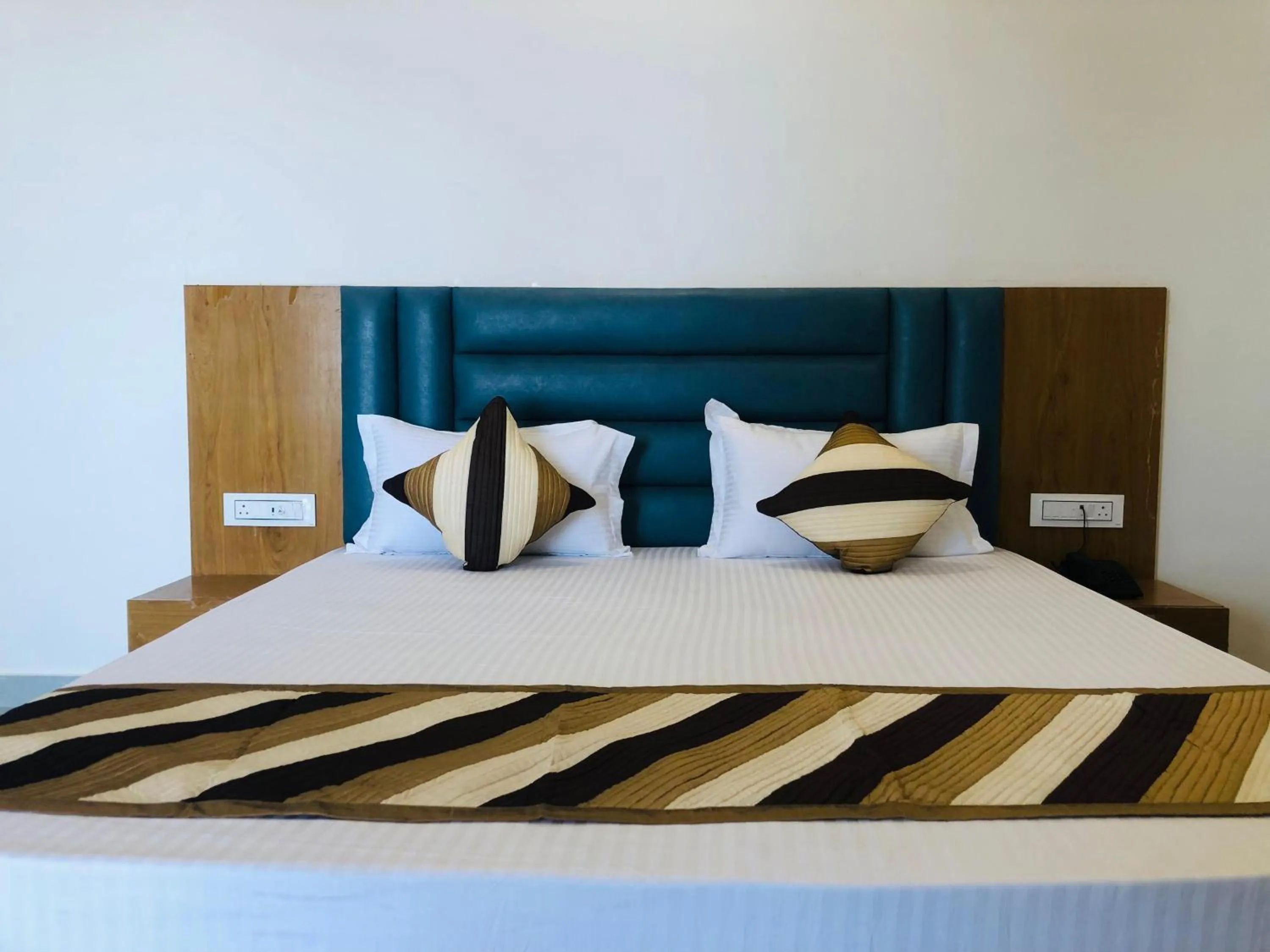 Bed in Kesariya Bagh Resort Pushkar