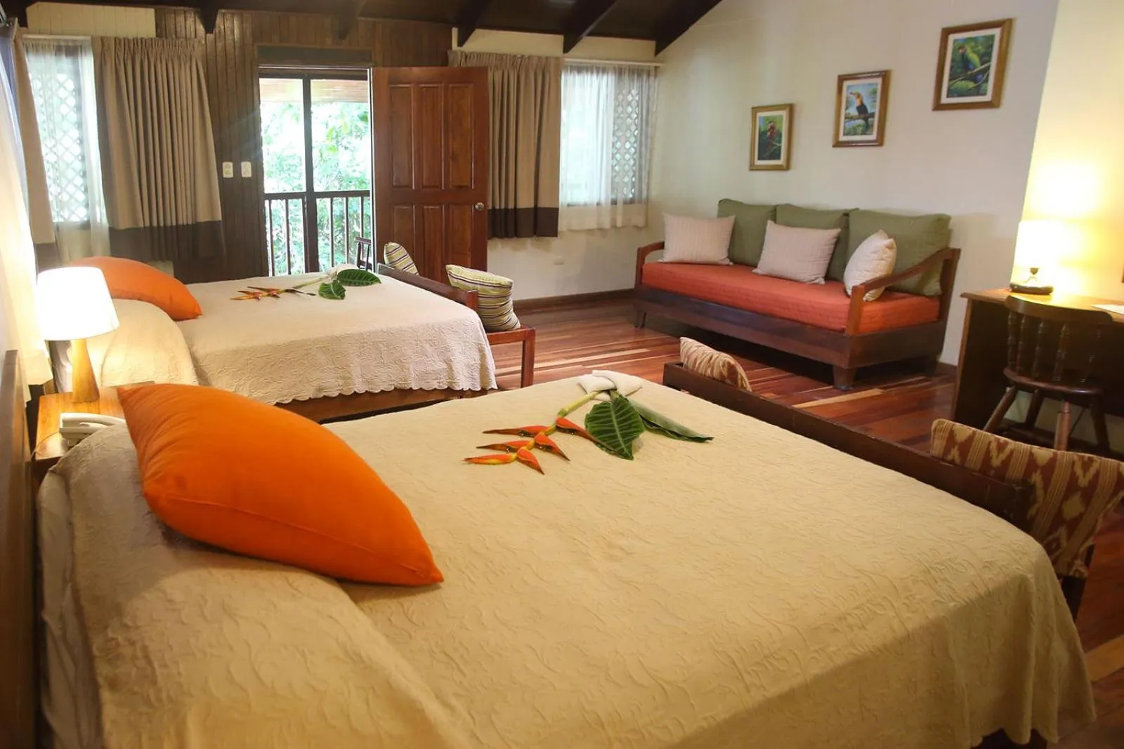 Photo of the whole room, Bed in Selva Verde Lodge