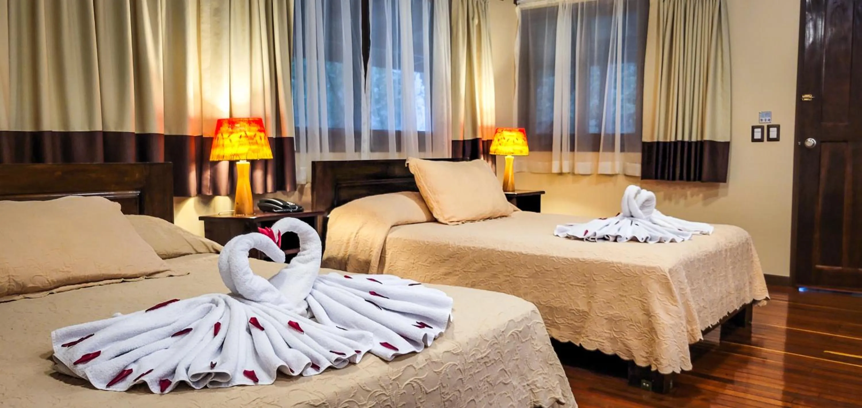 Bed in Selva Verde Lodge