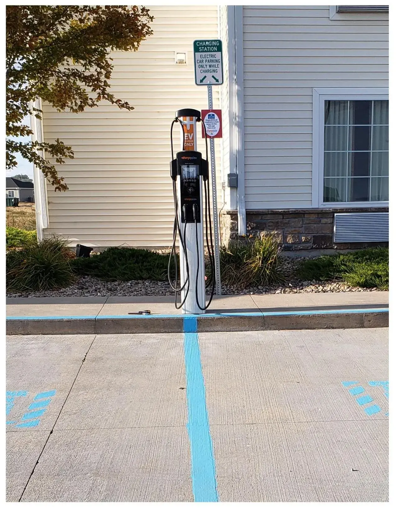 Property building in Cobblestone Inn & Suites Cambridge Property building in Cobblestone Inn & Suites Cambridge