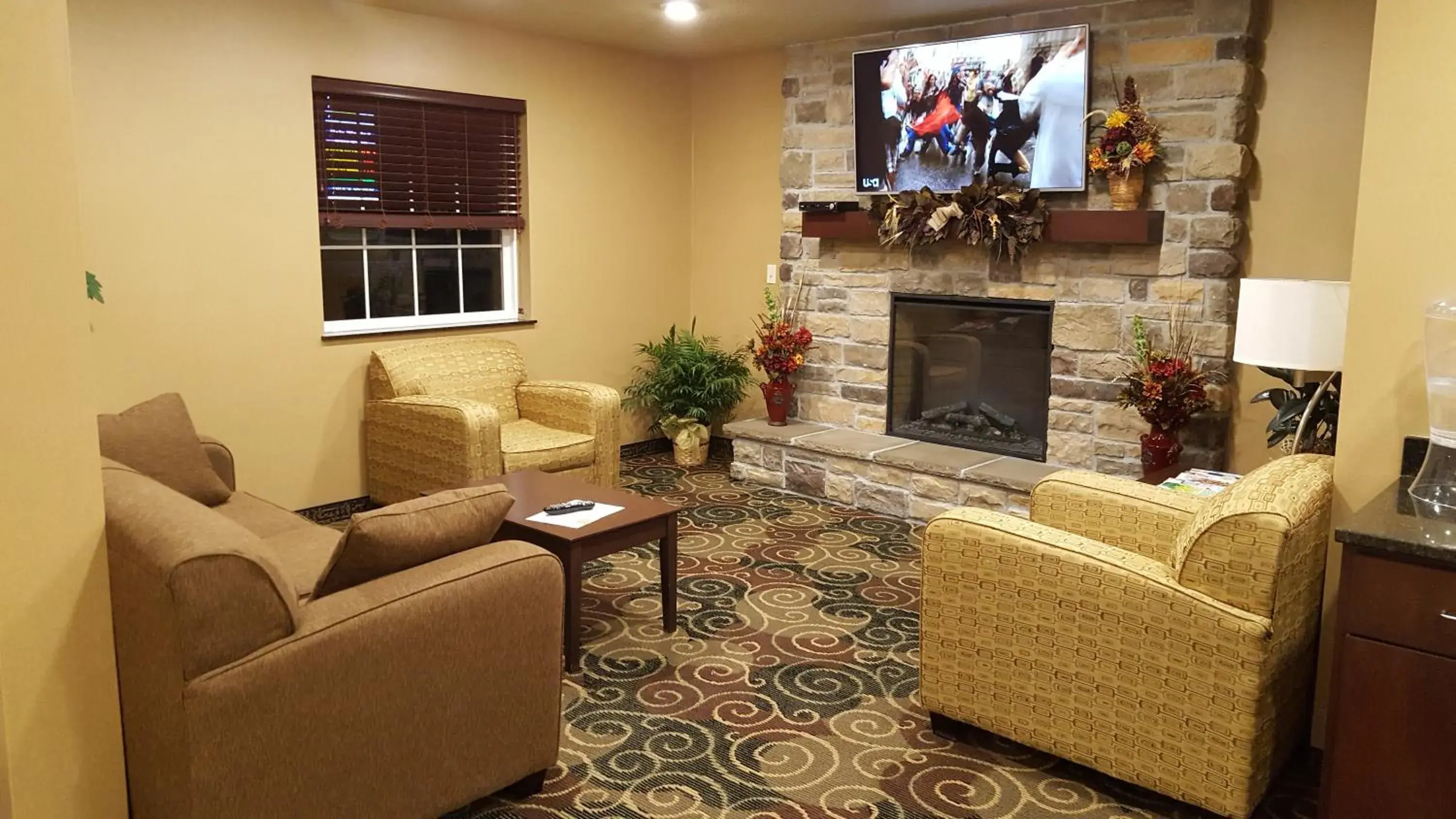 Lobby or reception in Cobblestone Inn & Suites Cambridge Lobby or reception in Cobblestone Inn & Suites Cambridge
