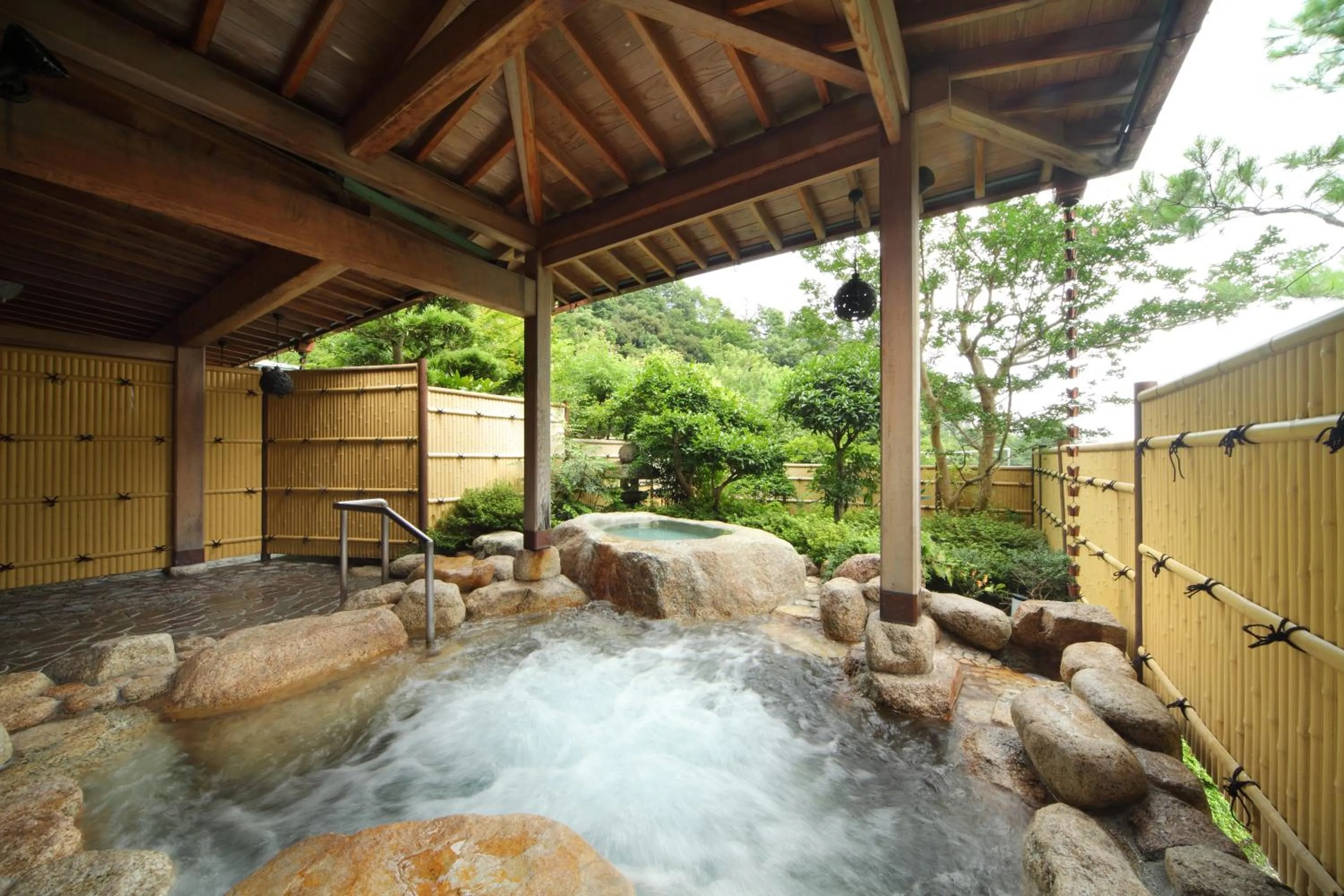 Hot Spring Bath in Shikanoyu Hotel