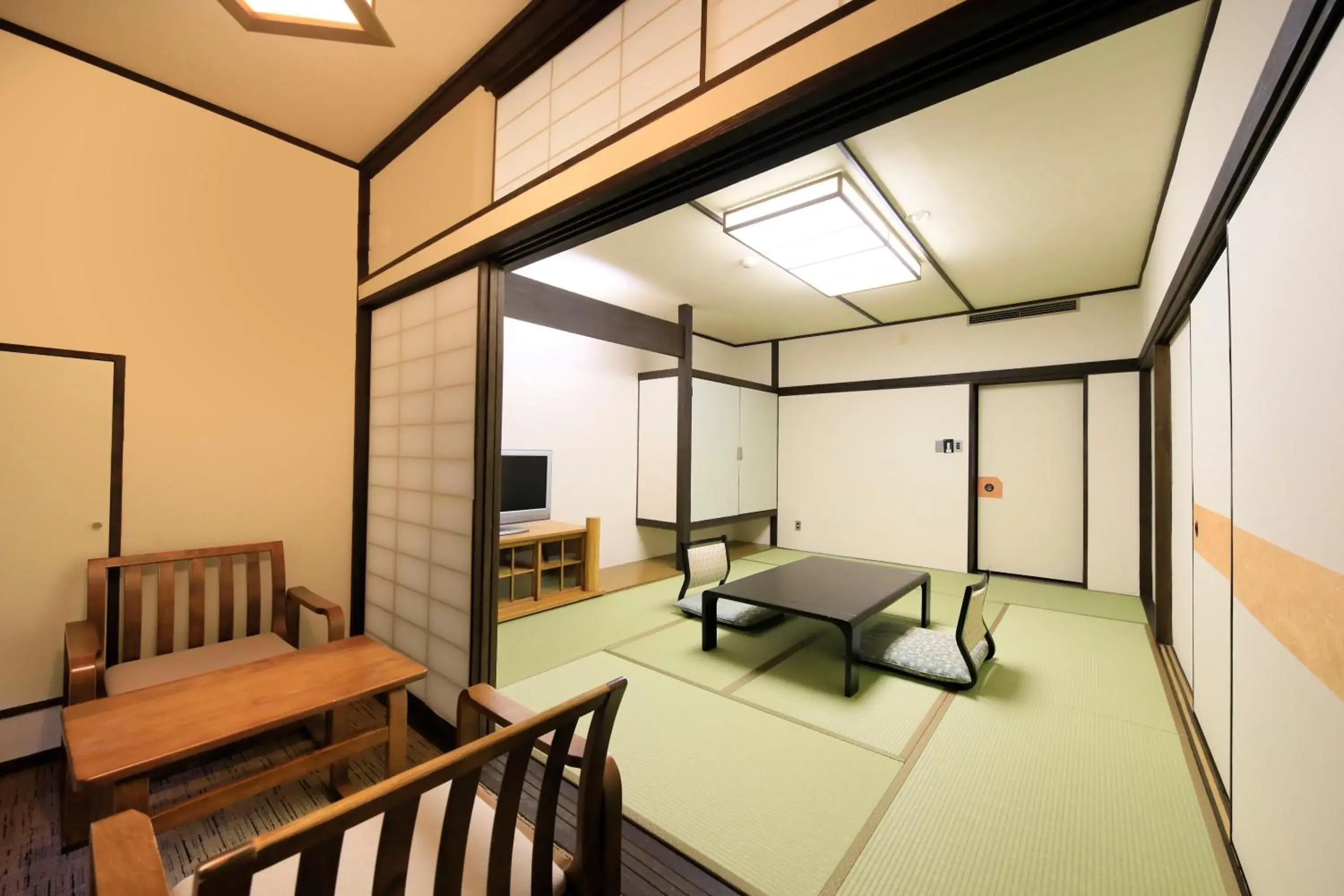 Japanese-Style Quadruple Room in Matsunoi Japanese-Style Quadruple Room in Matsunoi