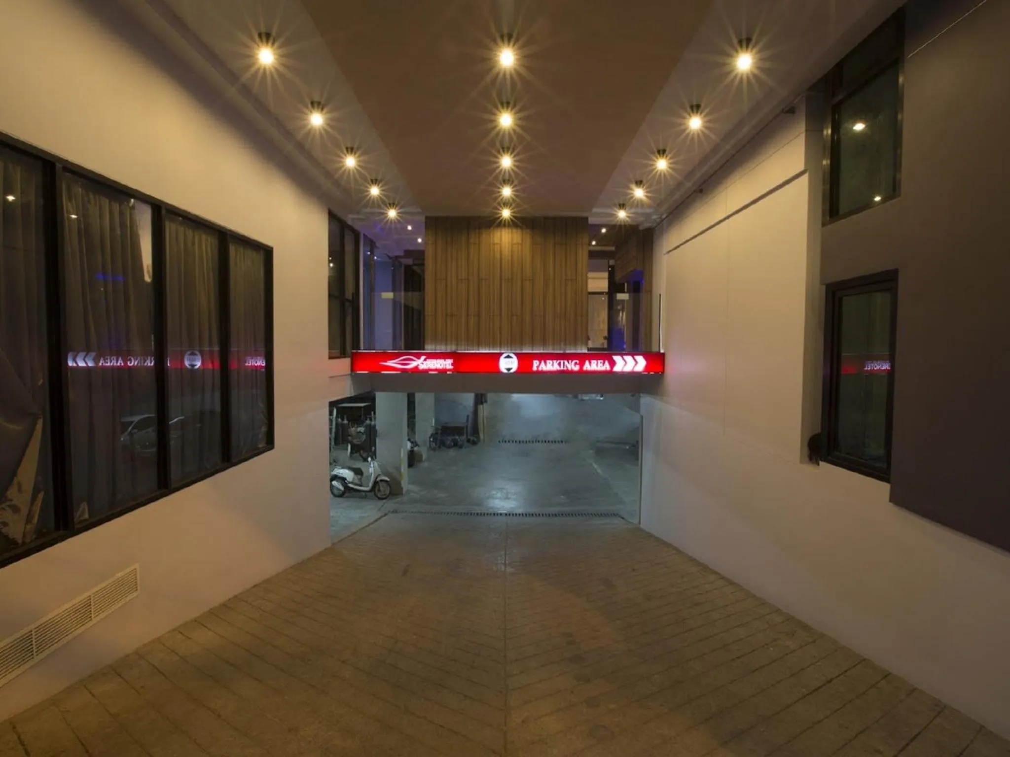 Area and facilities in Serenotel Pattaya