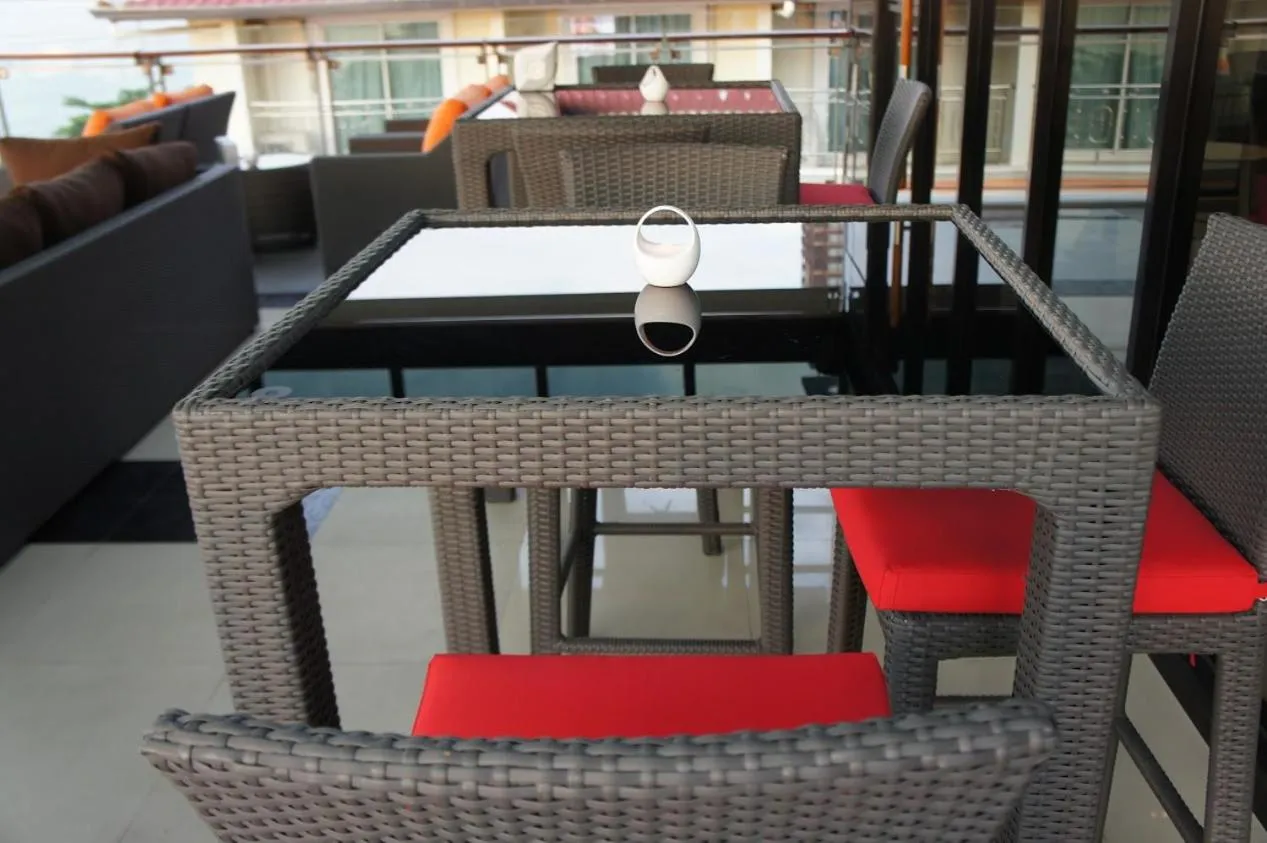 Patio in Serenotel Pattaya