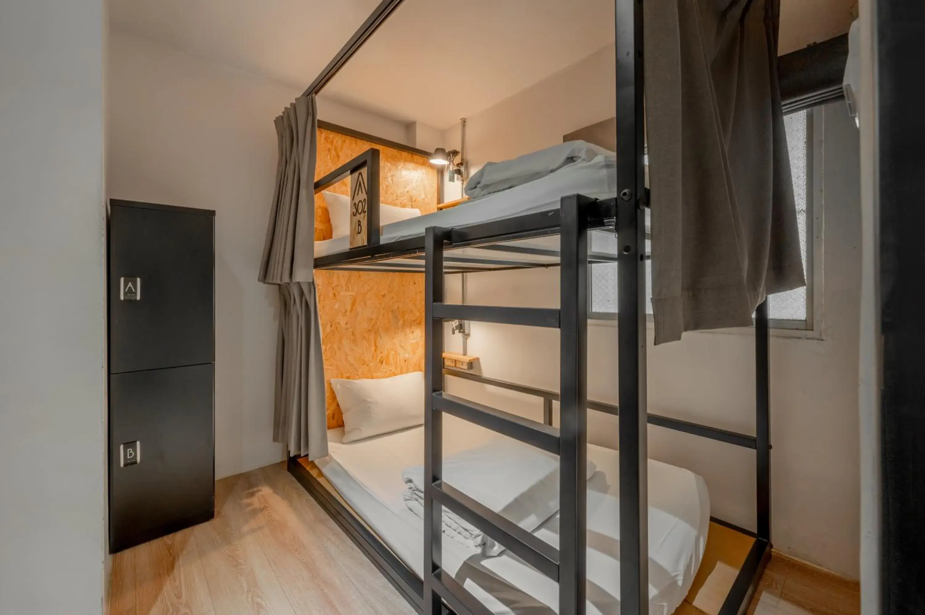 Budget Twin Room in Light Hostel Budget Twin Room in Light Hostel