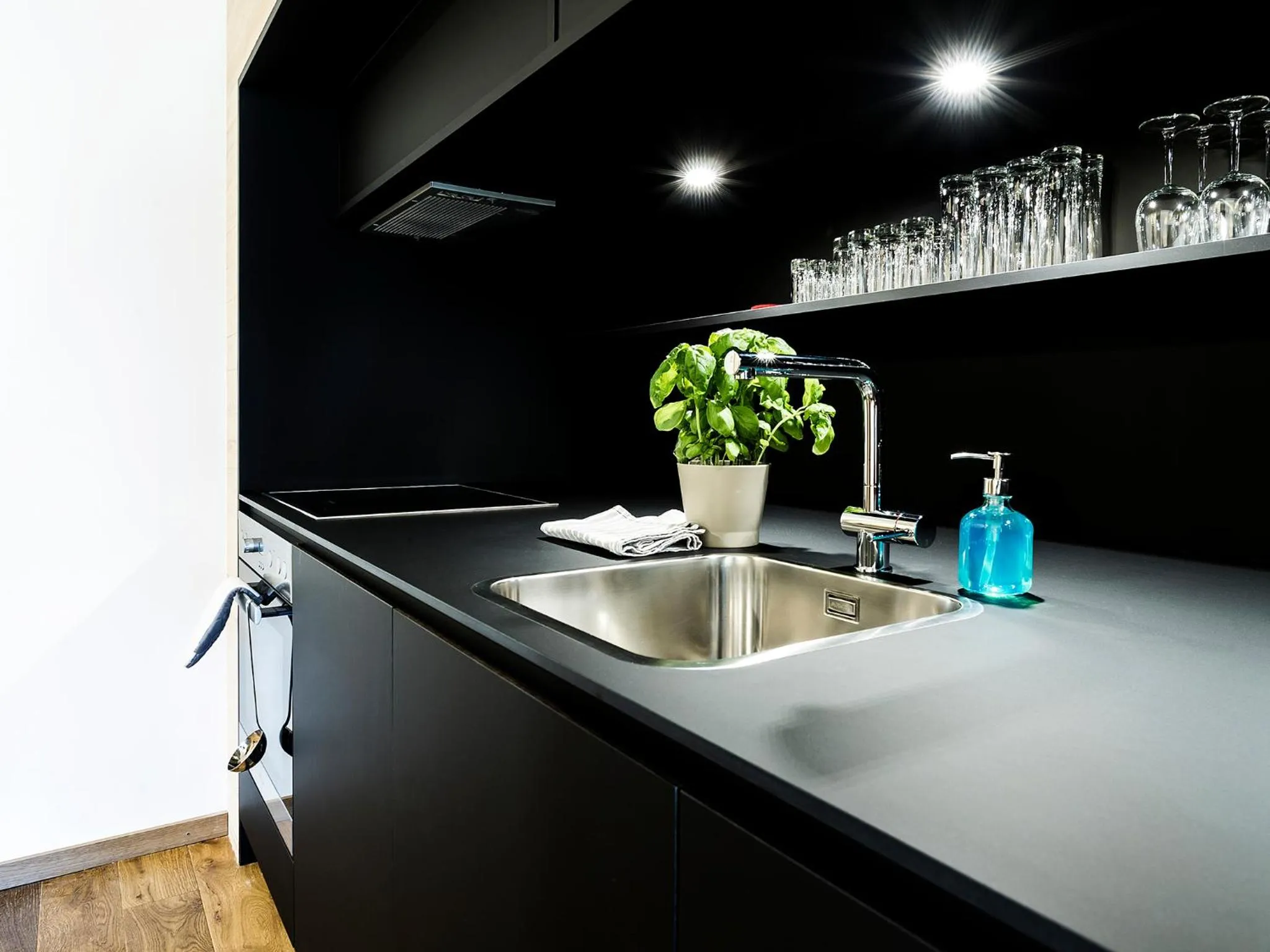 Kitchen or kitchenette in alpen select apartments Kleinwalsertal