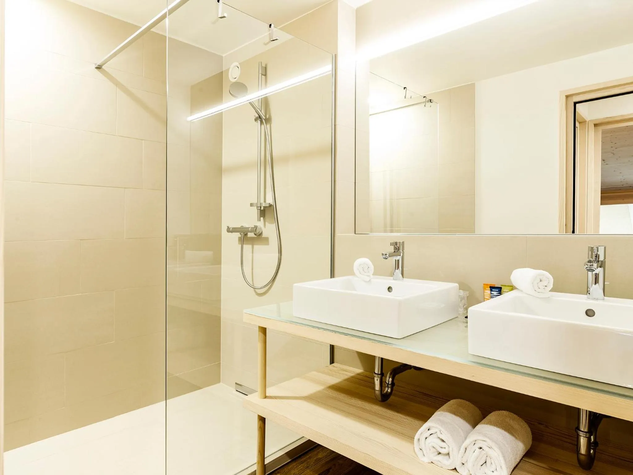 Bathroom in alpen select apartments Kleinwalsertal