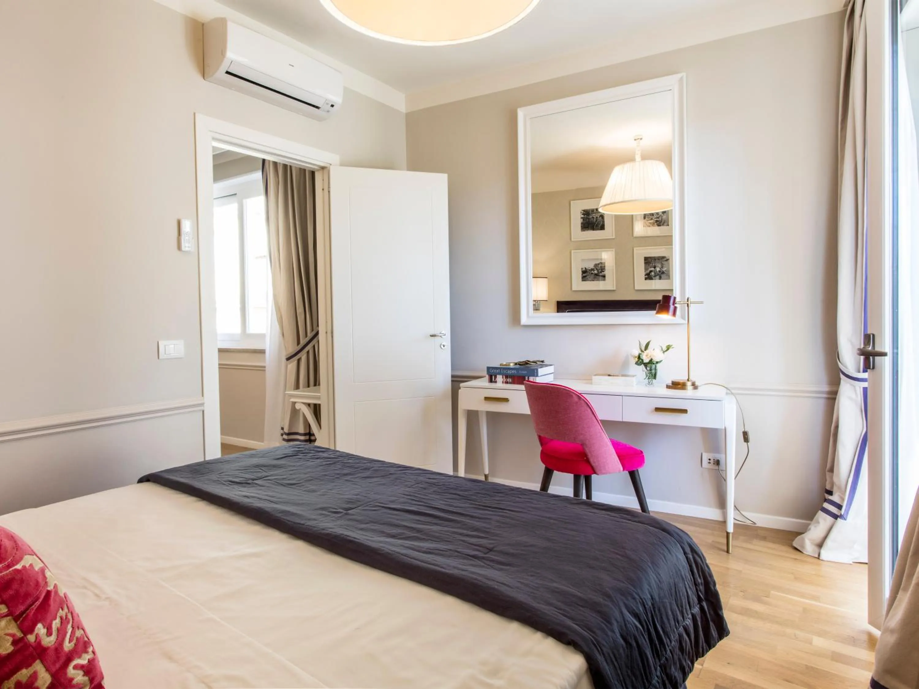 Balcony/Terrace, Bed in La Malandrina - Apartments & Suites