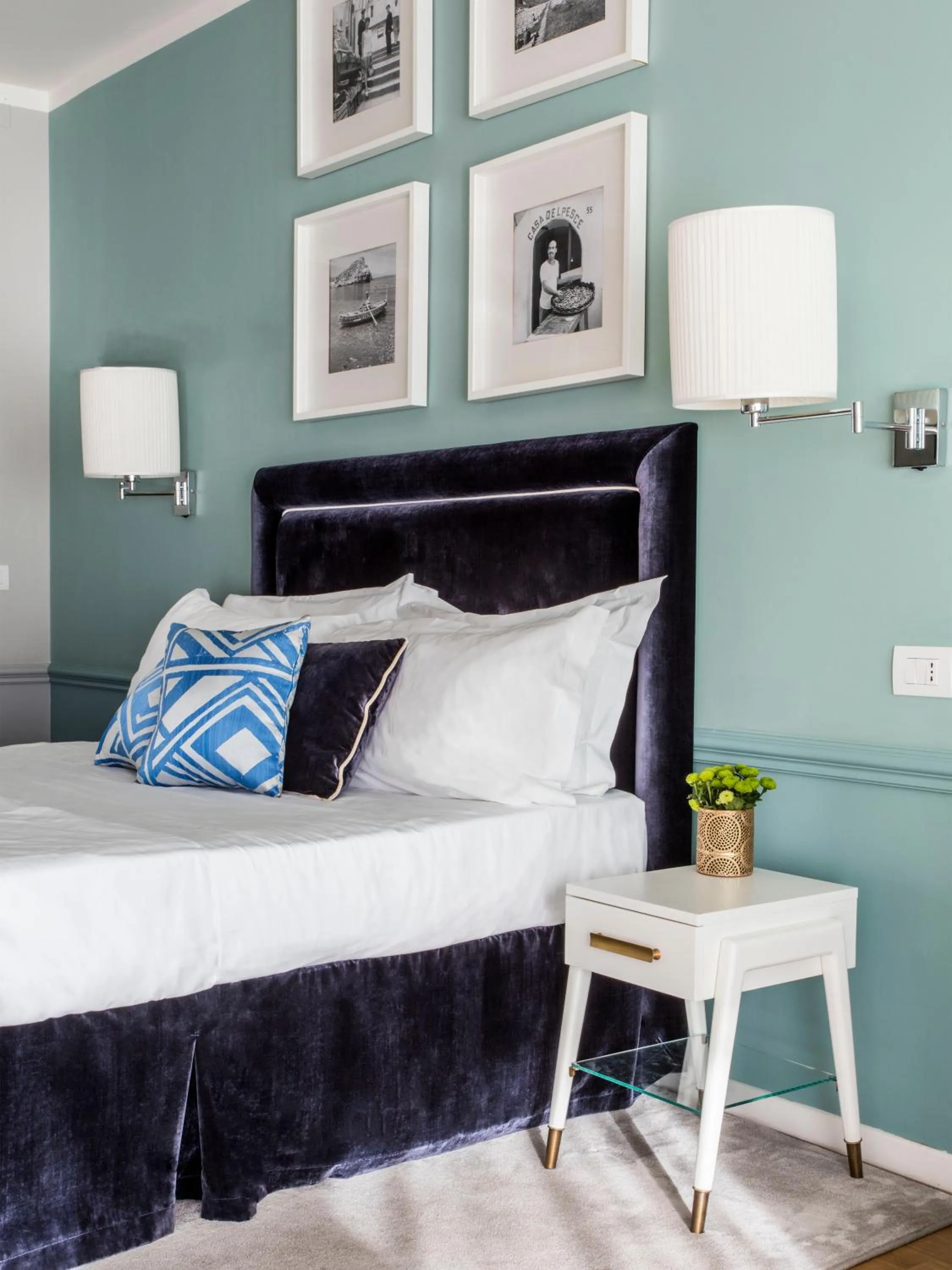 Bedroom, Bed in La Malandrina - Apartments & Suites