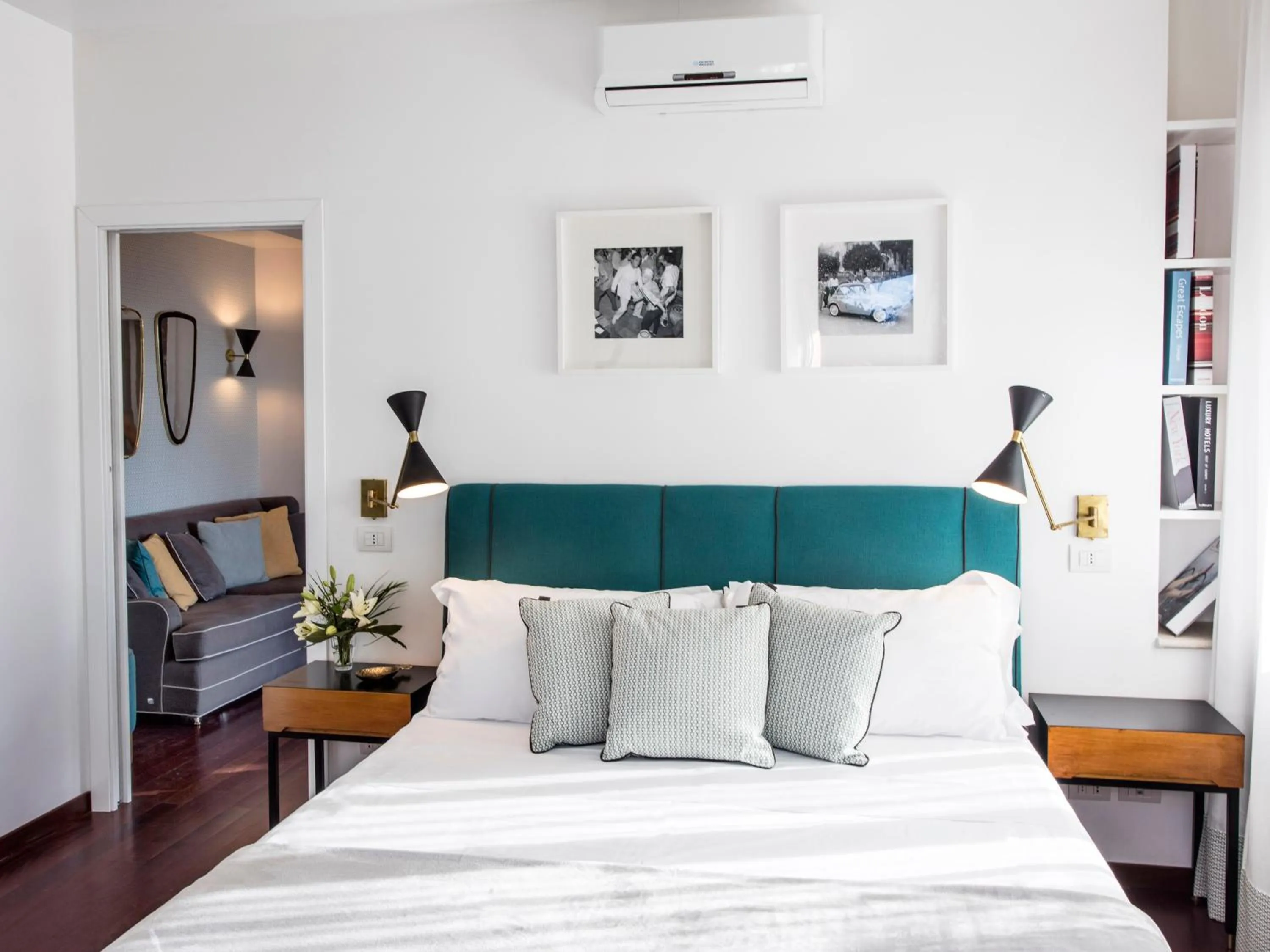 Bedroom, Bed in La Malandrina - Apartments & Suites