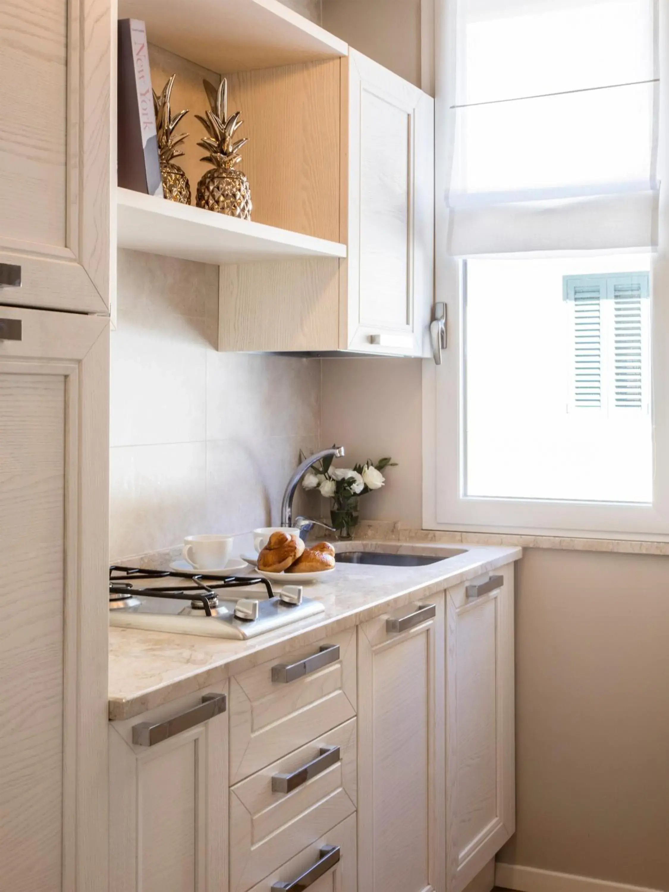 Kitchen or kitchenette in La Malandrina - Apartments & Suites Kitchen or kitchenette in La Malandrina - Apartments & Suites